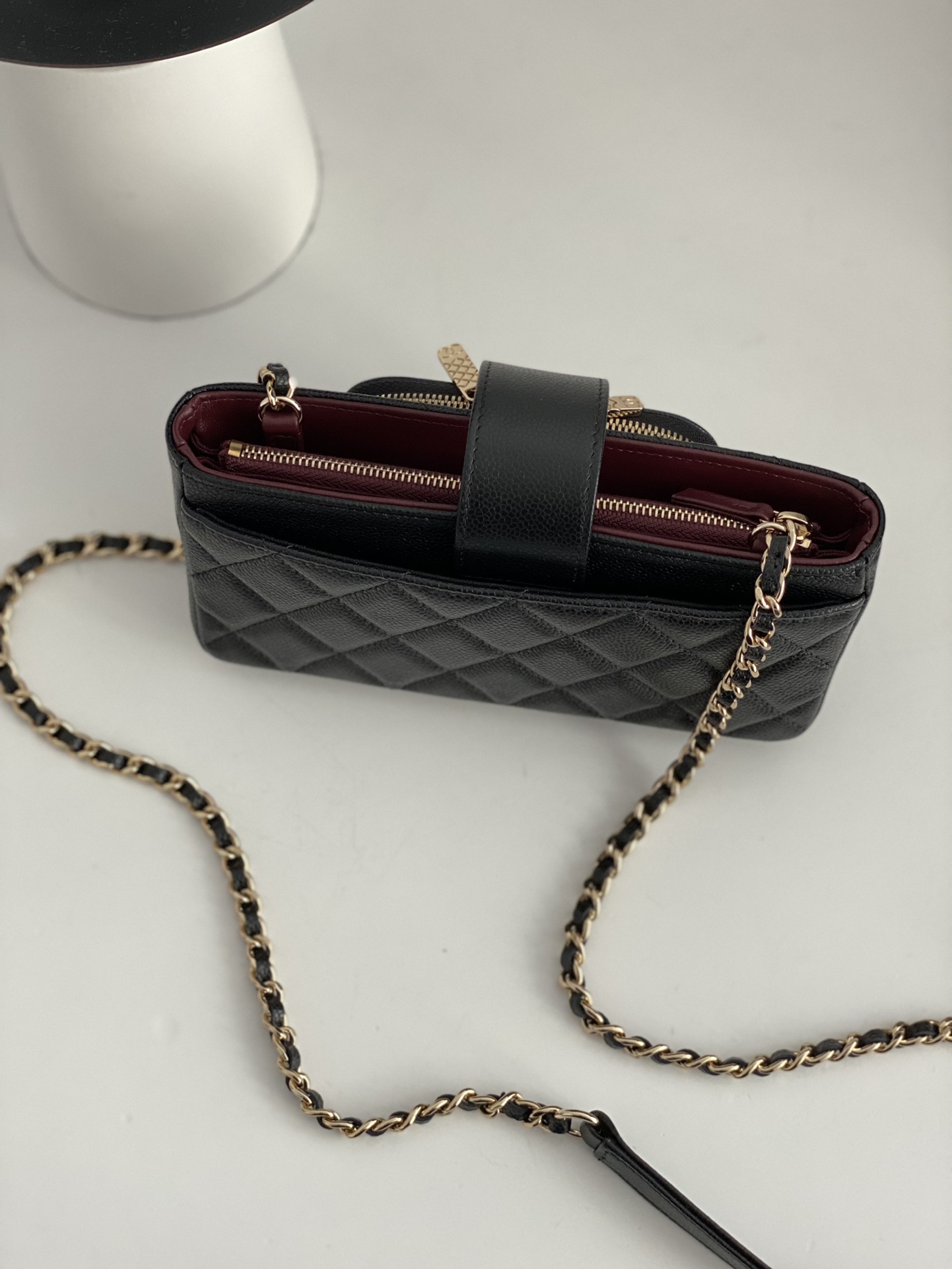 Bagsaaa Ch**el 22B Quilted Phone Holder With Chain Black Caviar - 19 x 9 x 3.5 cm