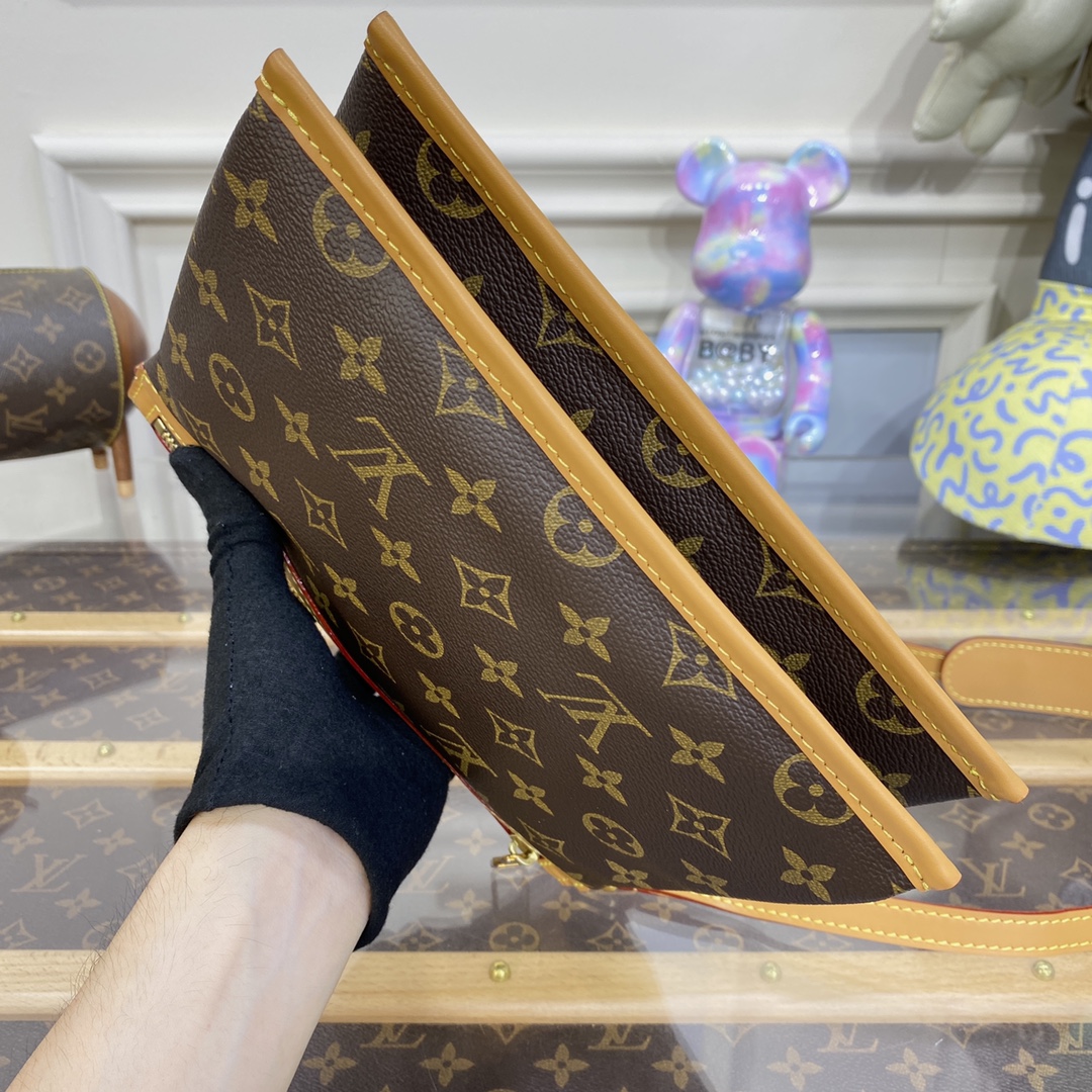 Bagsaaa L0vis Vvtt0n LU M44879 SAUMUR Virgil Abloh Monogram -22*4*20cm