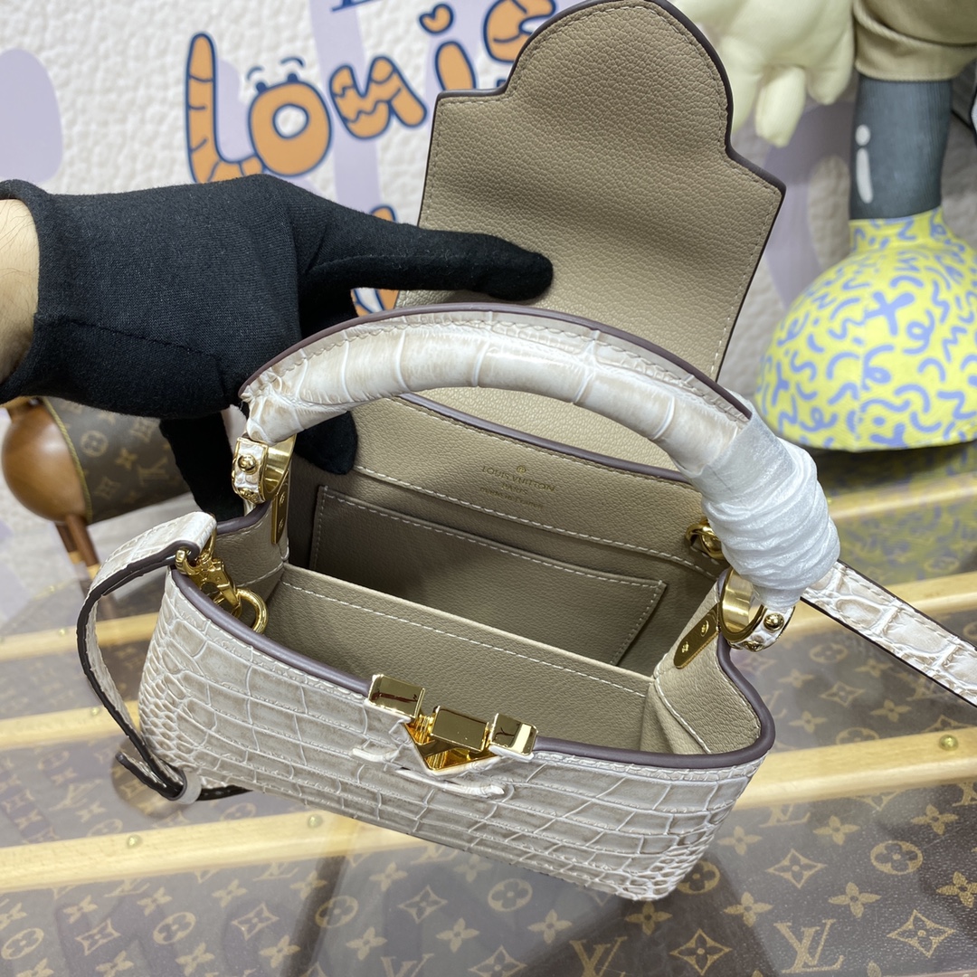 Bagsaaa L0vis Vvtt0n Capucines Croc cowhide beige - 21*14*8cm
