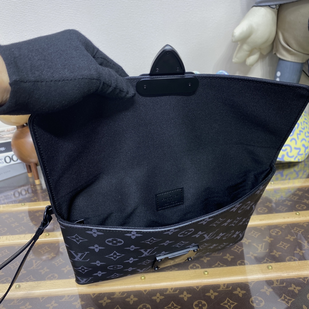 Bagsaaa L0vis Vvtt0n Pochette S-Lock Monogram Eclipse Black - 28*22.5*3.5cm