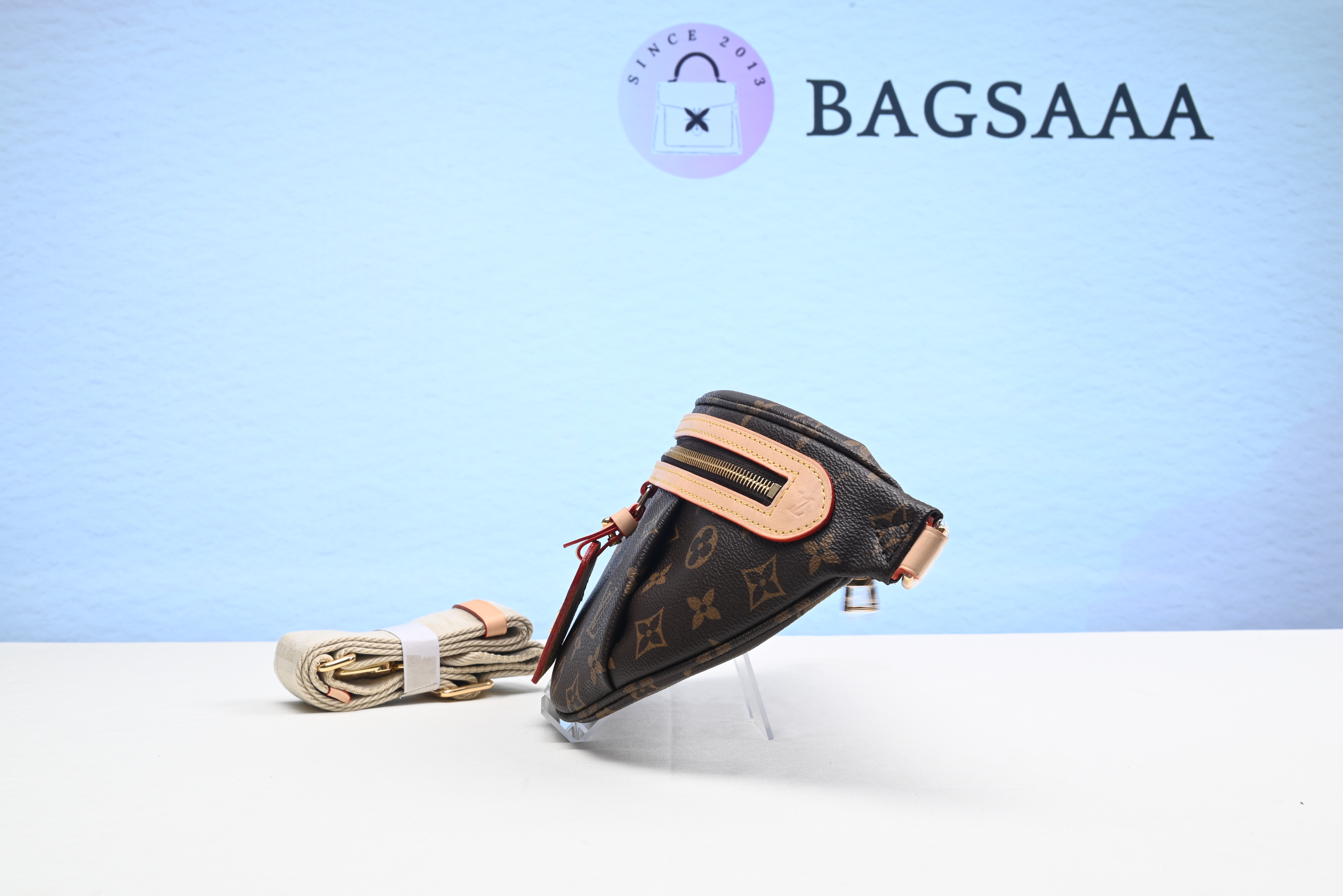 Bagsaaa L0vis Vvtt0n High Rise Monogram Bumbag - 38x16x8cm