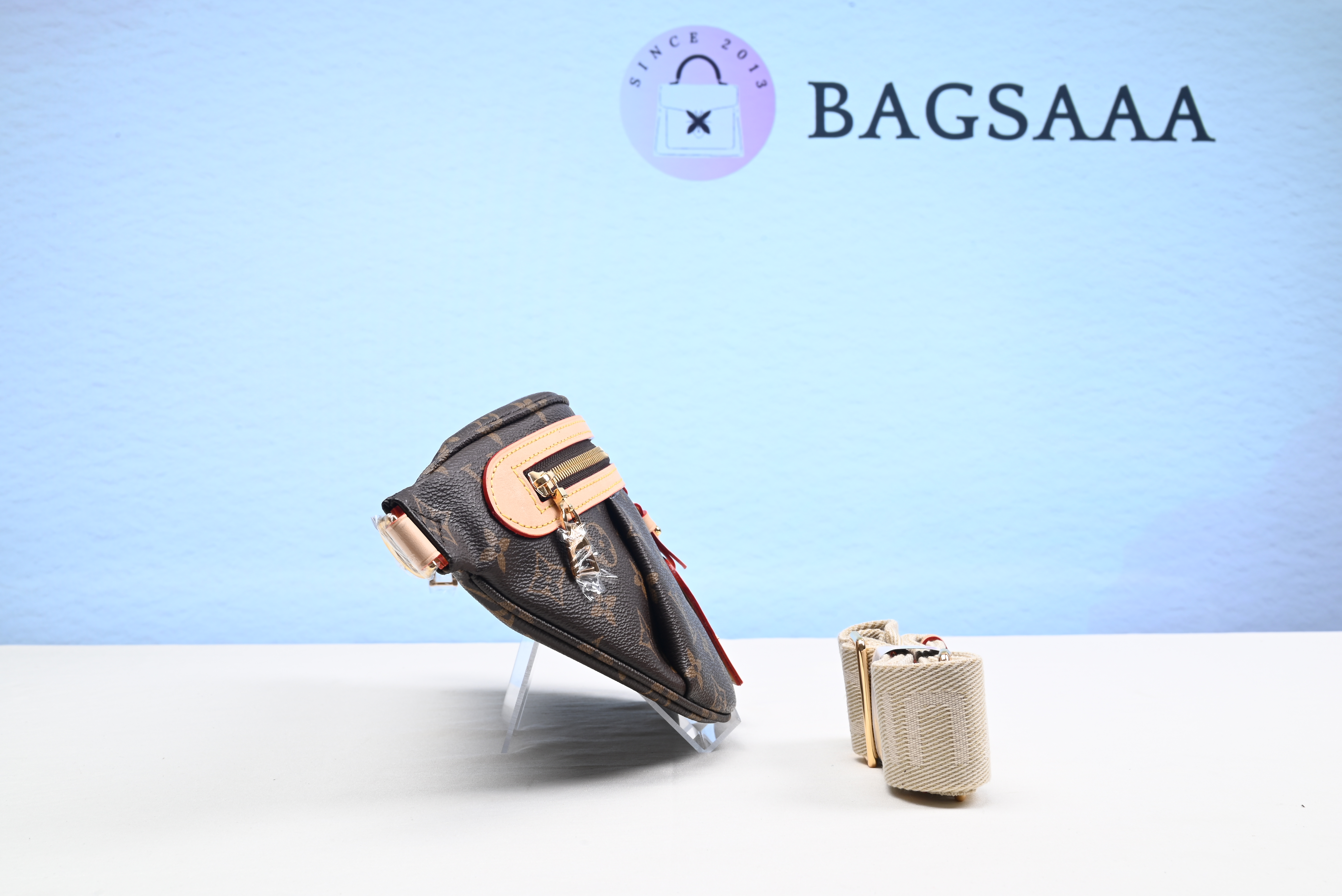 Bagsaaa L0vis Vvtt0n High Rise Monogram Bumbag - 38x16x8cm