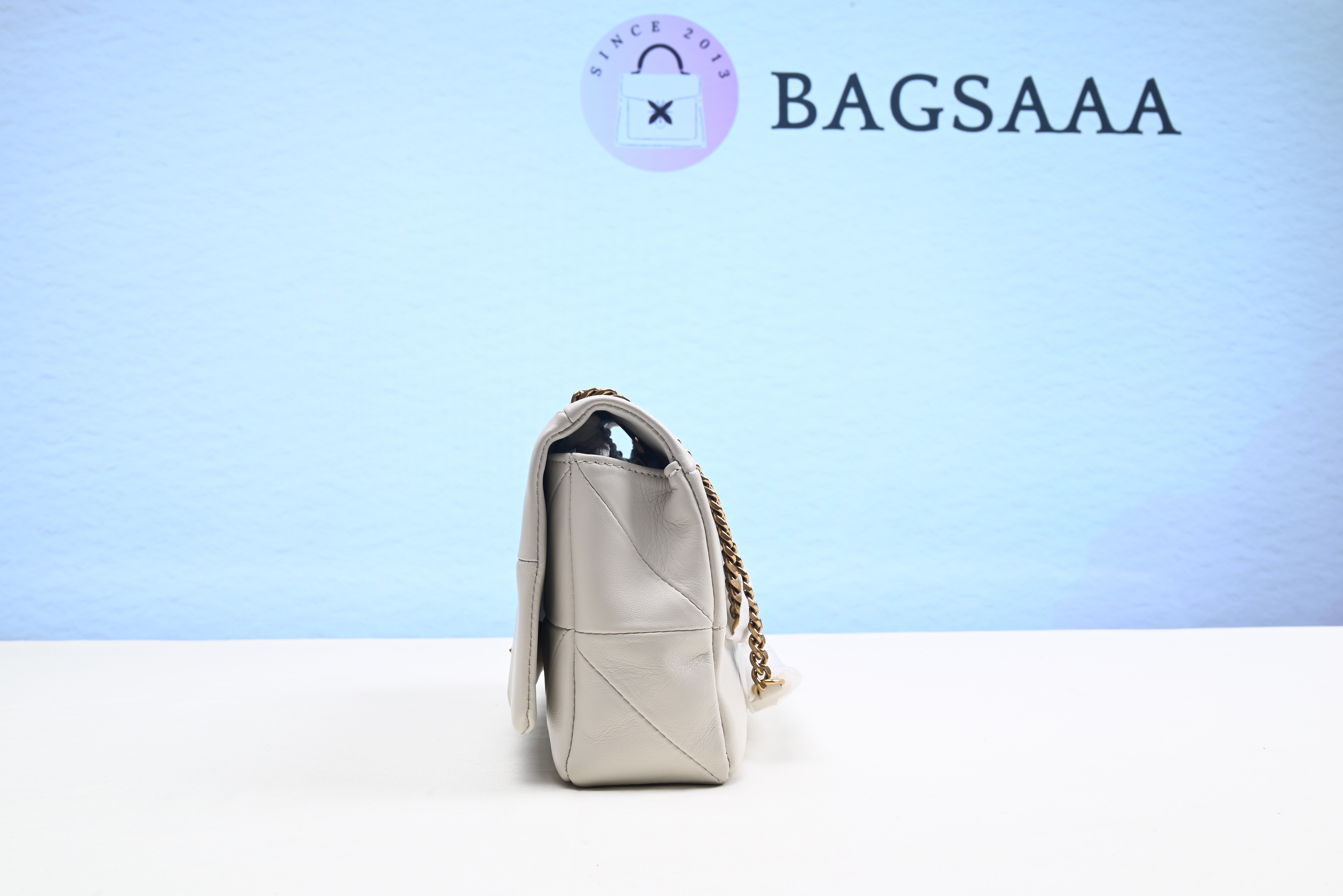 Bagsaaa Y51 White Jamie Medium Shoulder Bag -25 x 15 x 7. 5 cm