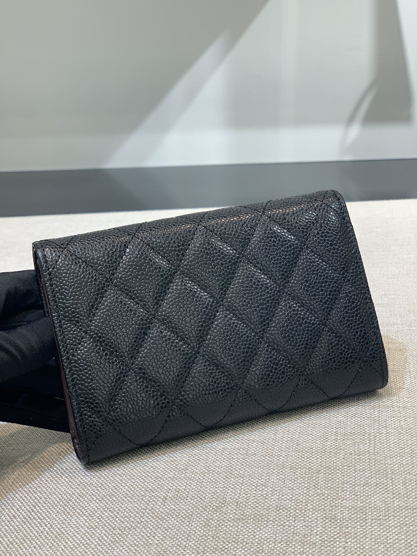 Bagsaaa Ch**el Wallet Black Caviar Silver Hardware - 18 x 11 cm