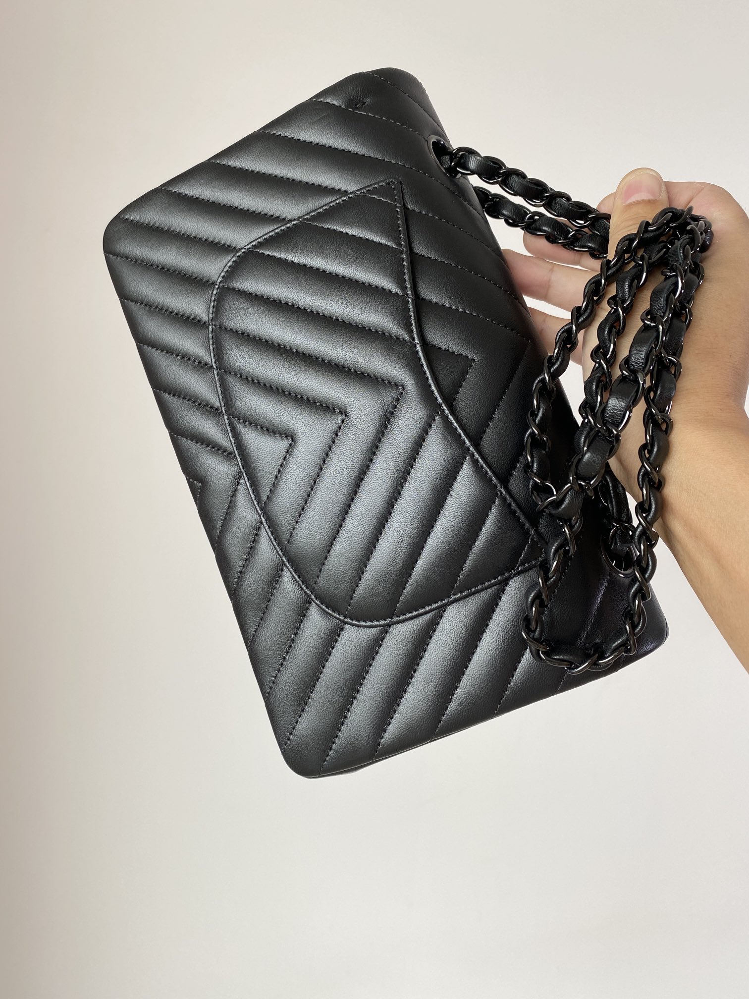 Bagsaaa Ch**el Chevron Flap Bag Lambskin Leather All Black - 25cm