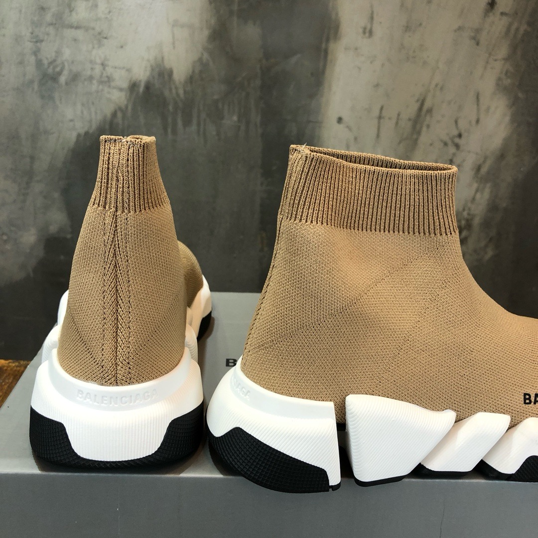SPEED 2.0 MONOCOLOR RECYCLED KNIT TRAINERS IN BEIGE