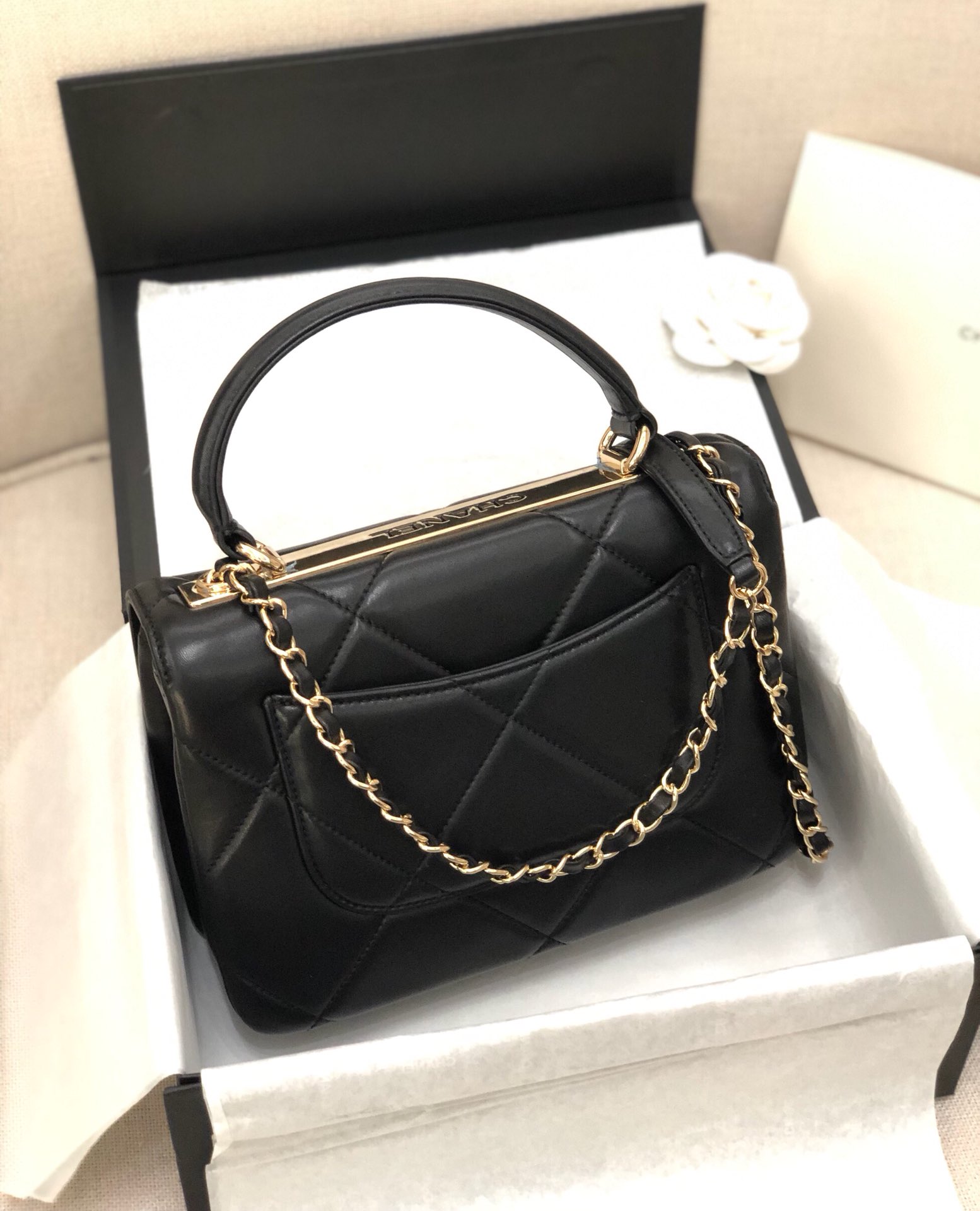 Bagsaaa Ch**el Trendy CC Large Quilting Black Leather Gold Hardware 25cm