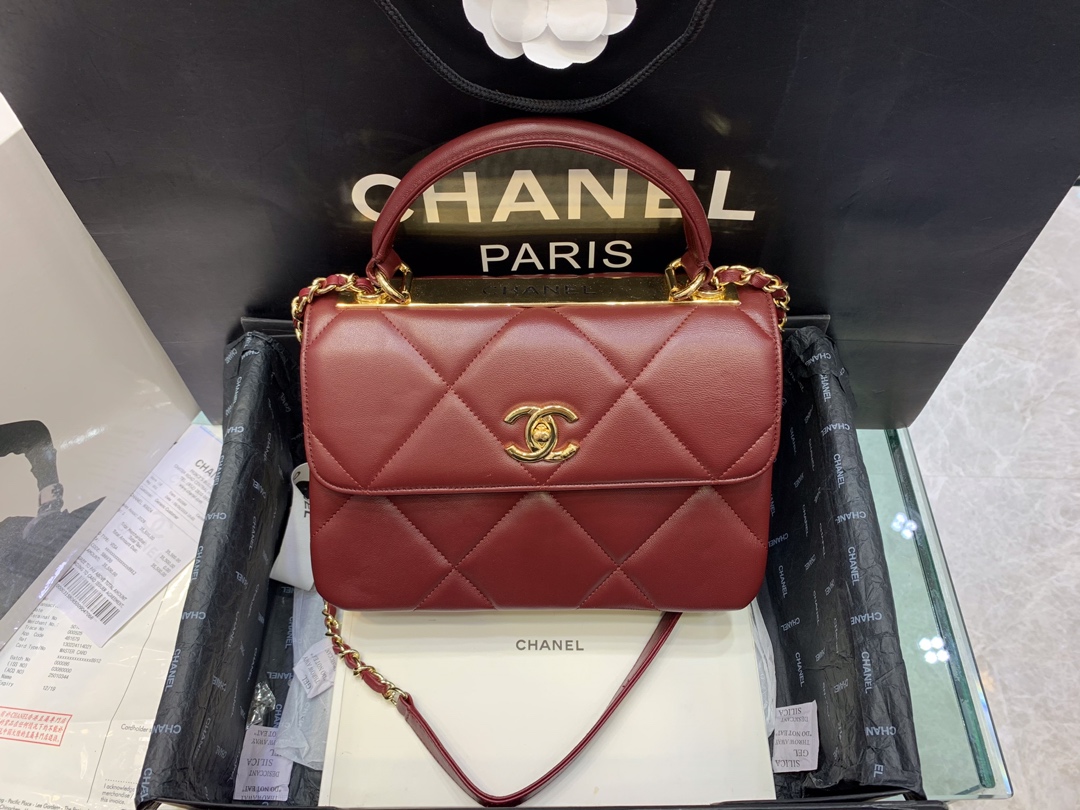 Bagsaaa Ch**el Trendy CC Large Quilting Burgundy Leather Gold Hardware 25cm