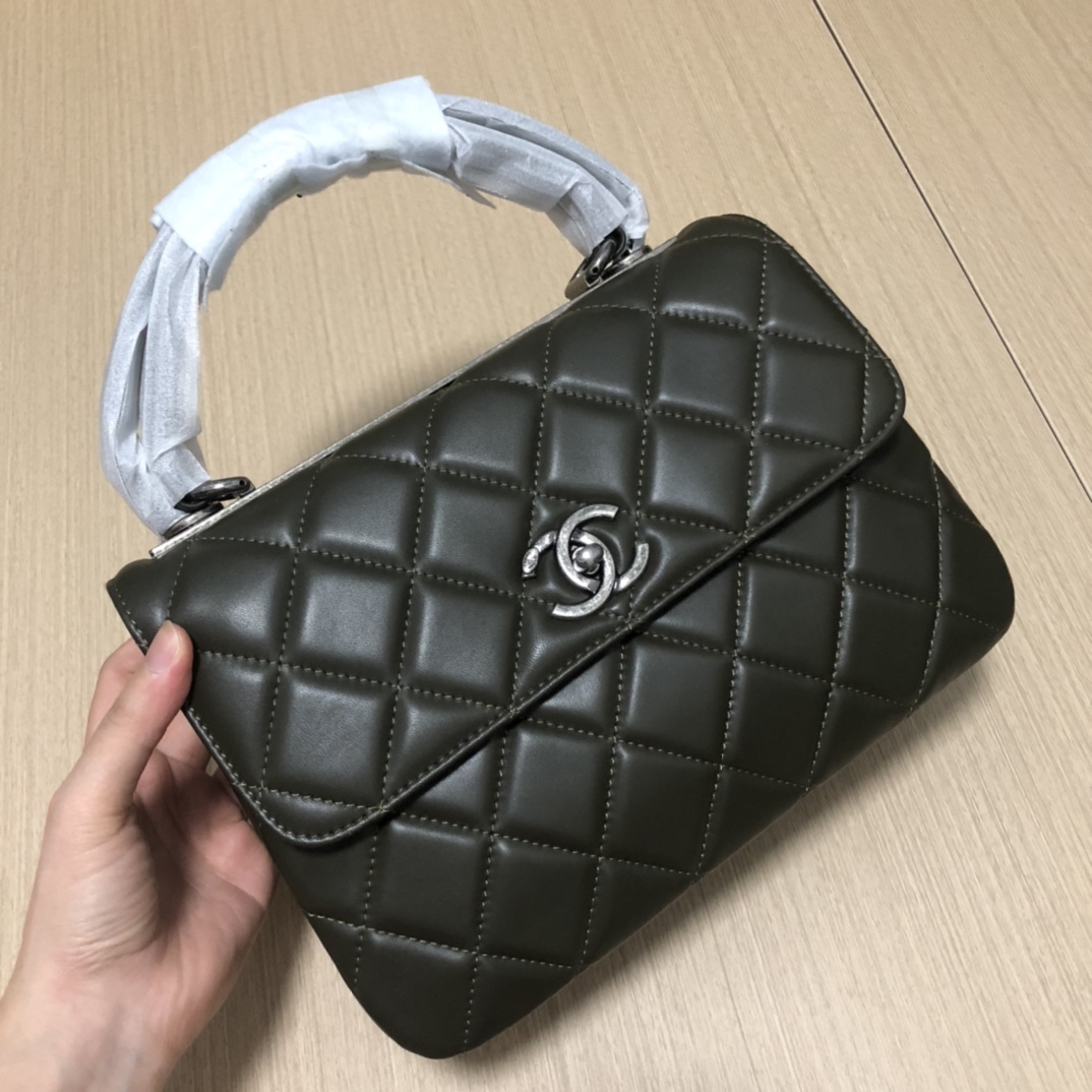 Bagsaaa Ch**el Trendy CC Dark Green Silver Hardware 25cm