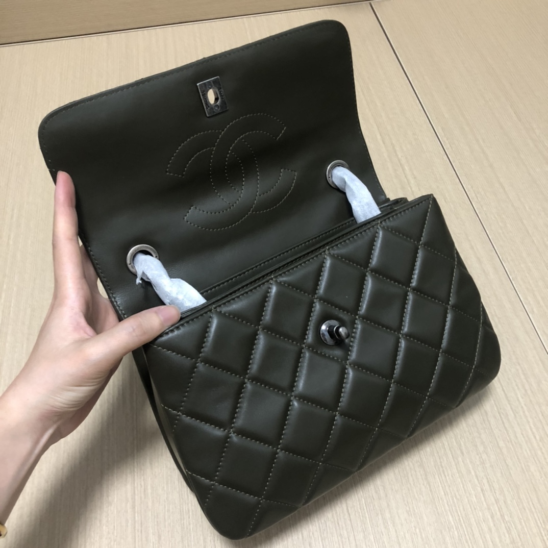 Bagsaaa Ch**el Trendy CC Dark Green Silver Hardware 25cm