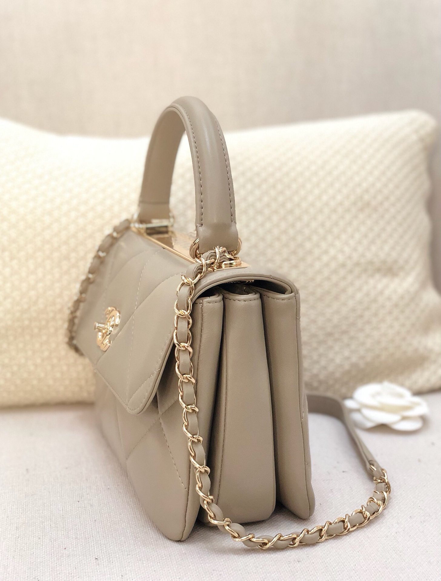 Bagsaaa Ch**el Trendy CC Large Quilting Grey Leather Gold