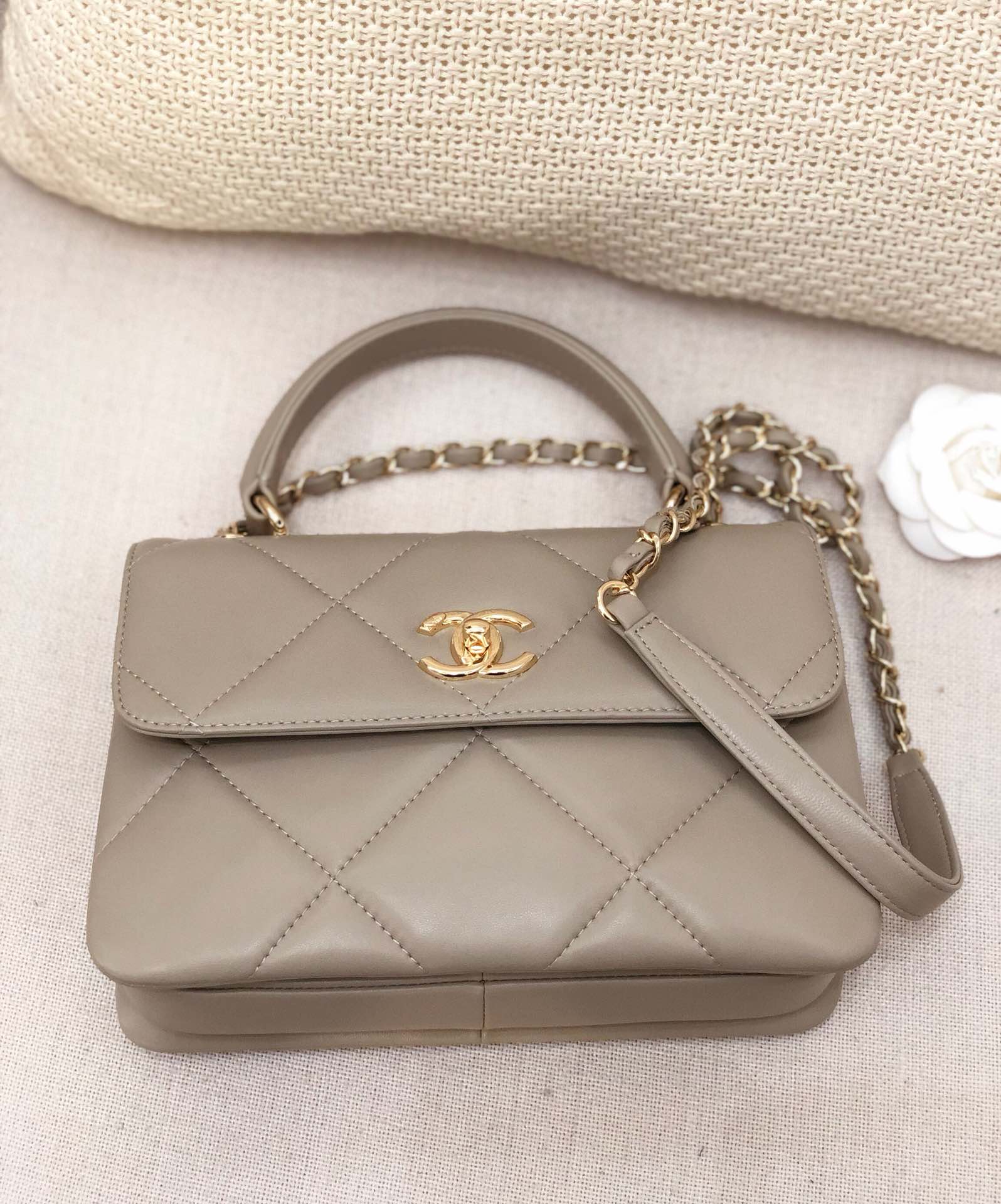 Bagsaaa Ch**el Trendy CC Large Quilting Grey Leather Gold