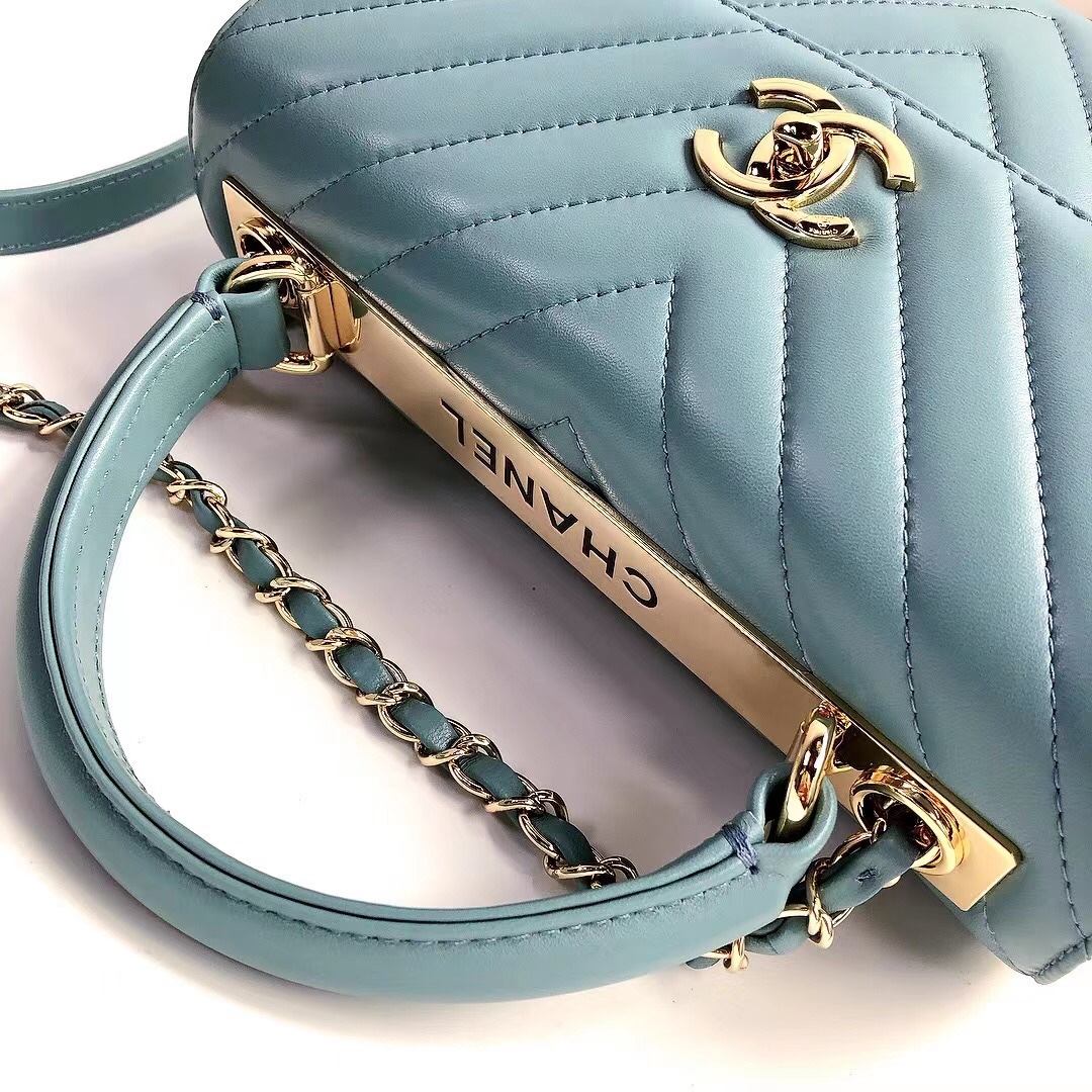 Bagsaaa Ch**el Trendy CC Chevron Blue Leather