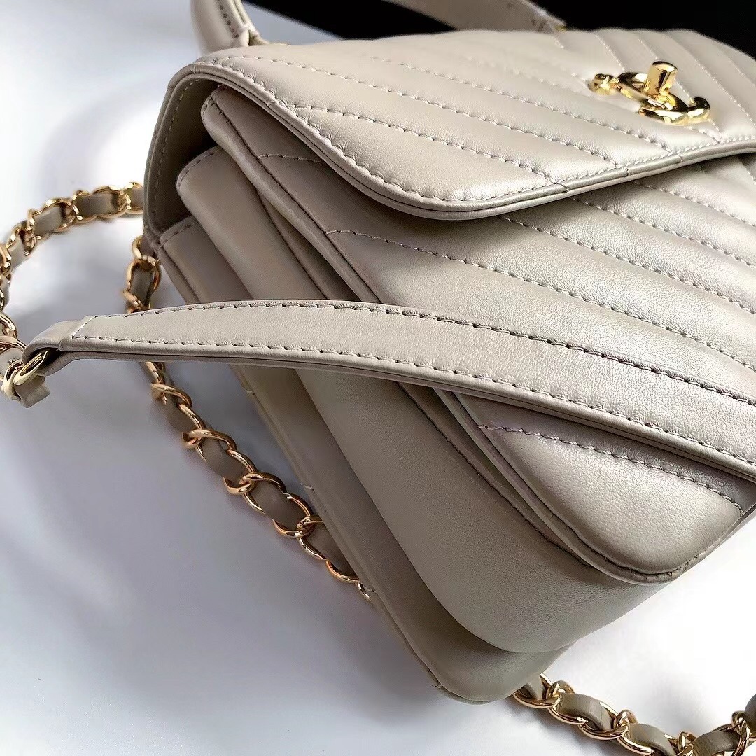 Bagsaaa Ch**el Trendy CC Chevron Grey Leather