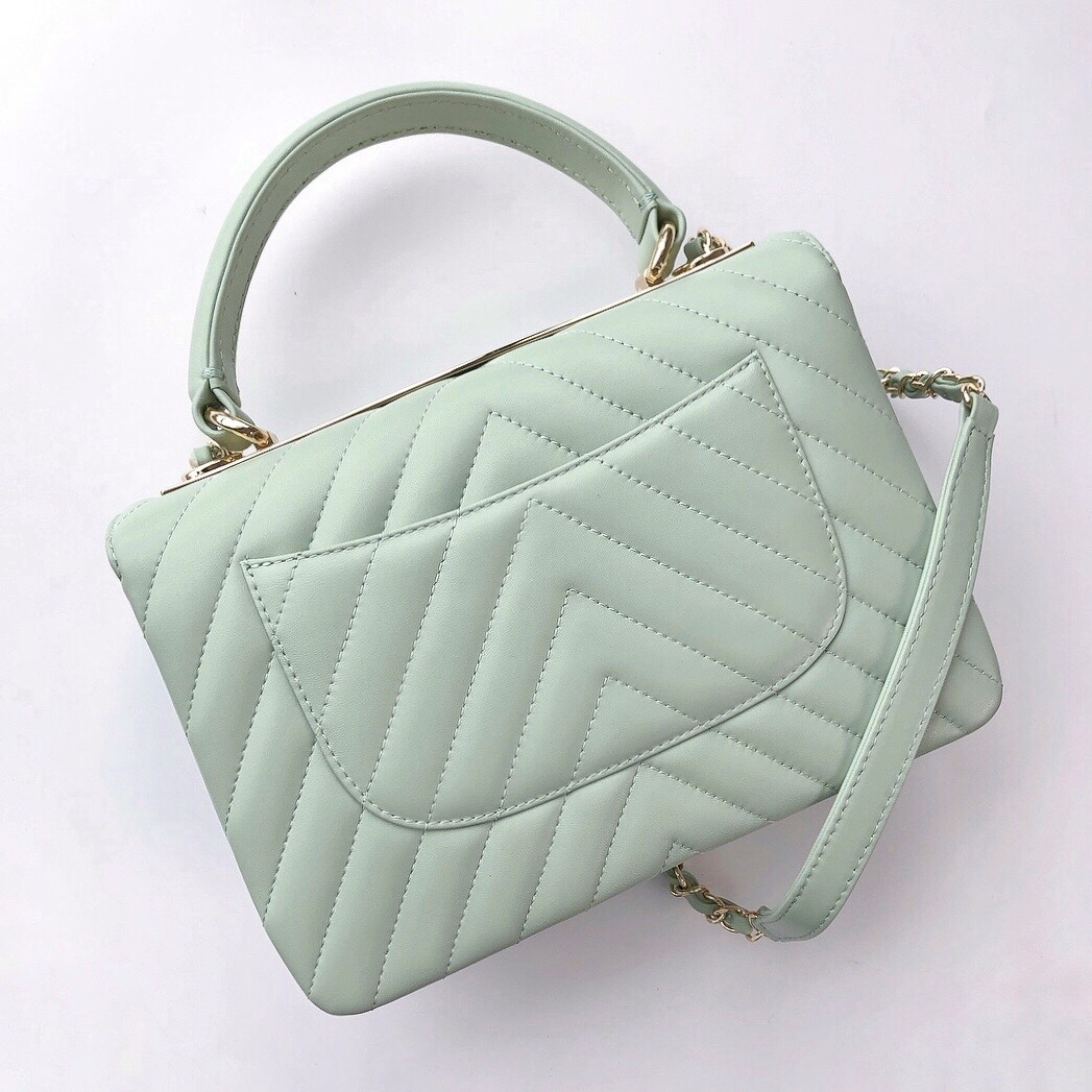 Bagsaaa Ch**el Trendy CC Chevron Green Leather