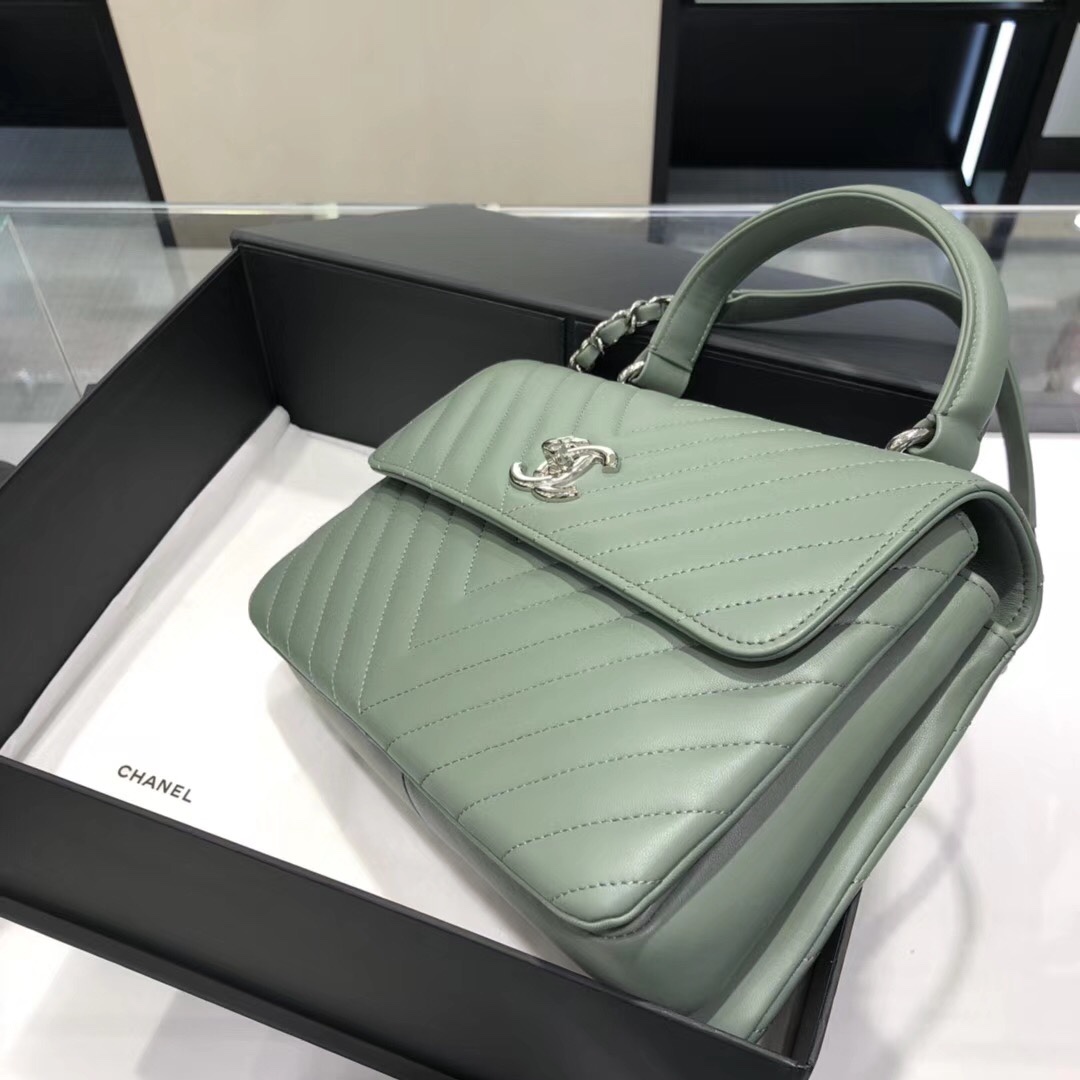 Bagsaaa Ch**el Trendy CC Chevron Blue Leather Silver Hardware