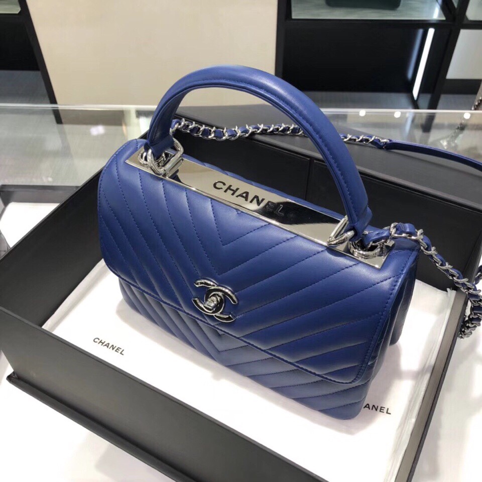 Bagsaaa Ch**el Trendy CC Chevron Blue Silver Hardware