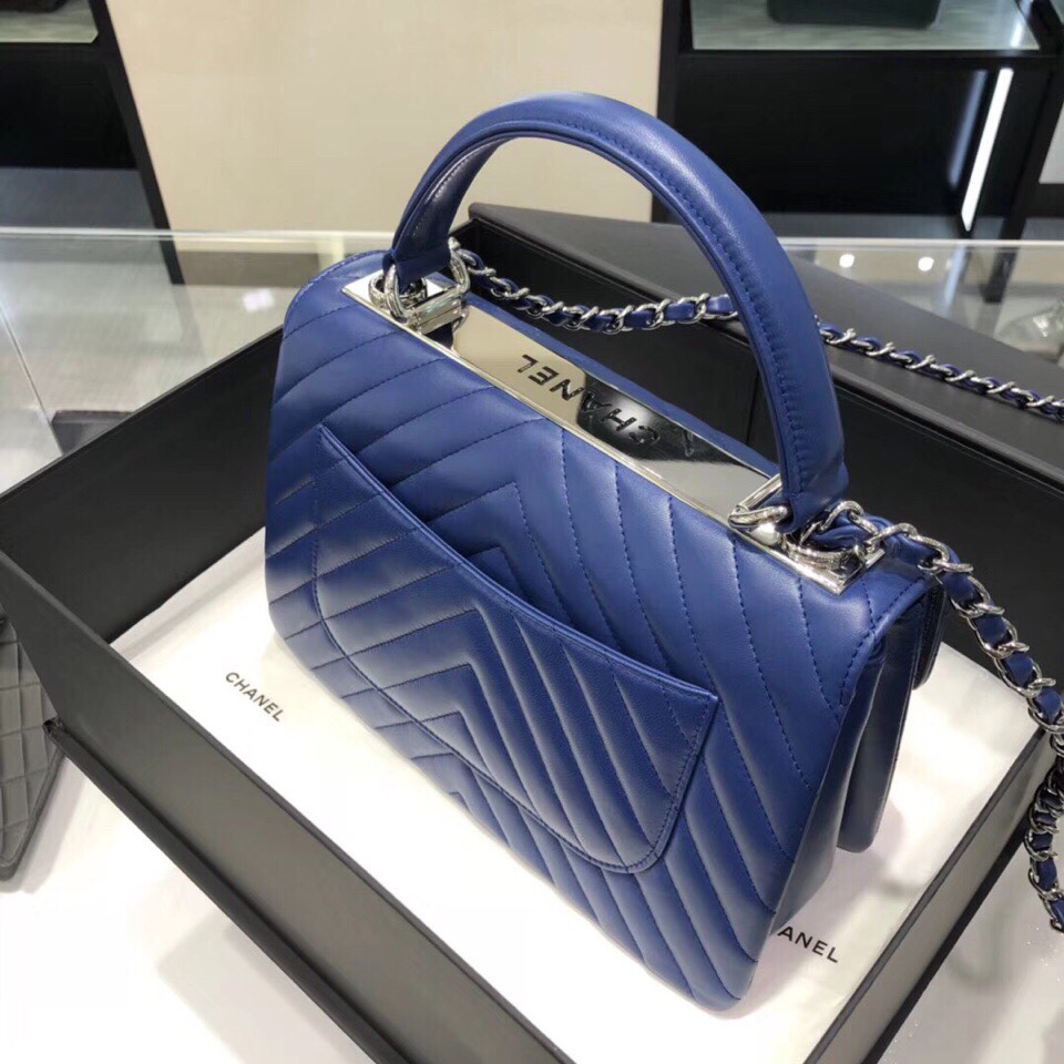 Bagsaaa Ch**el Trendy CC Chevron Blue Silver Hardware