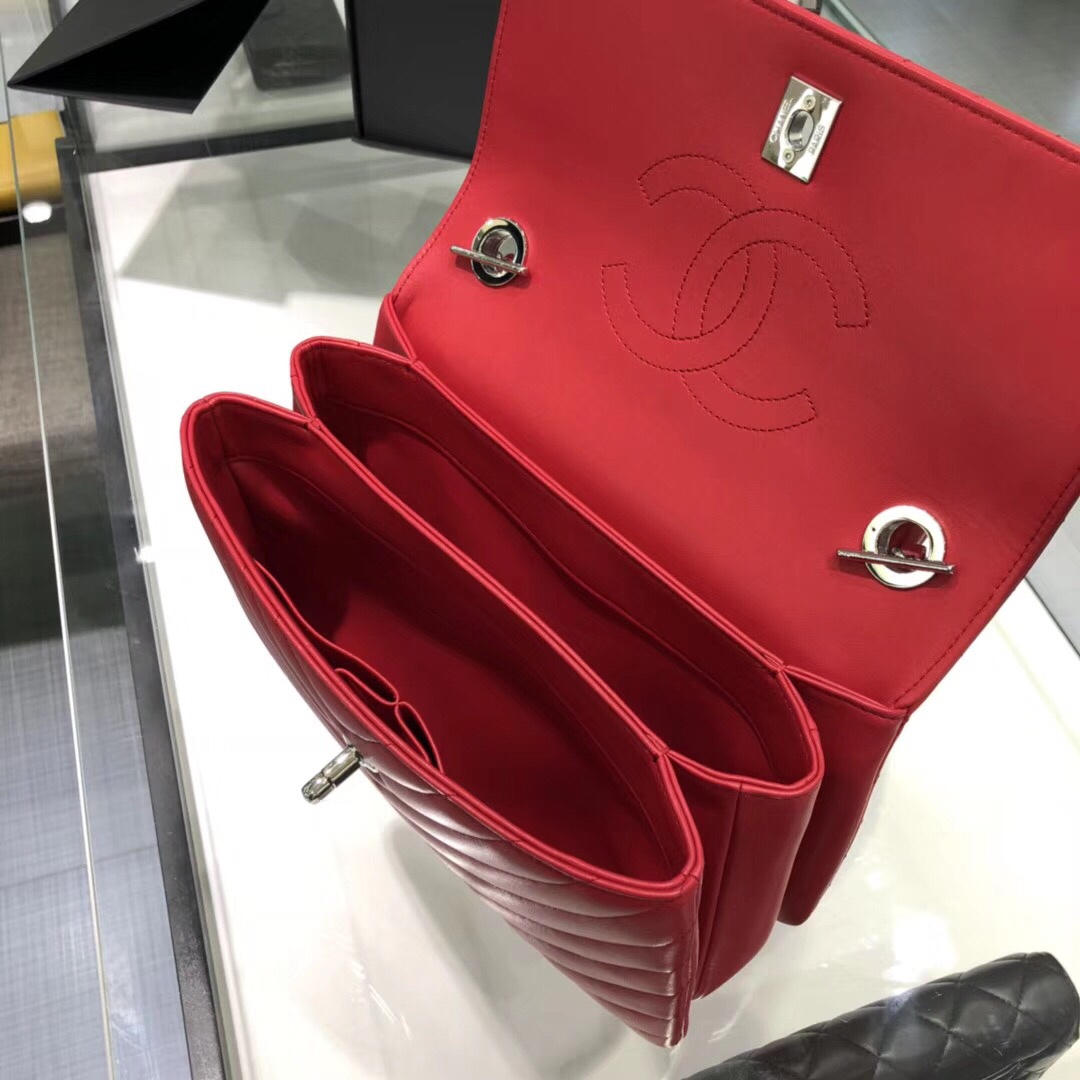 Bagsaaa Ch**el Trendy CC Chevron Red Leather Silver Hardware
