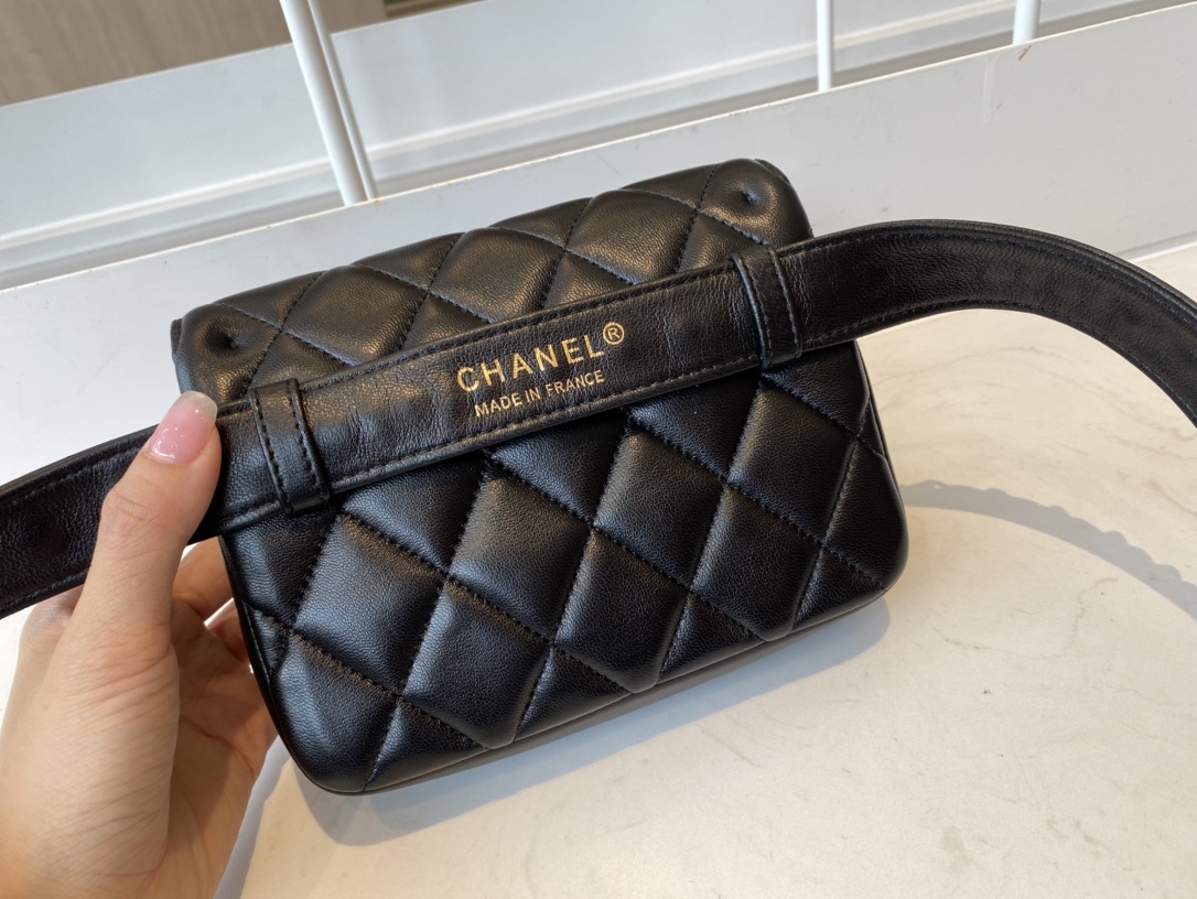 Bagsaaa Ch**el Vintage Waist Bag Black Lambskin - 18*11*5cm