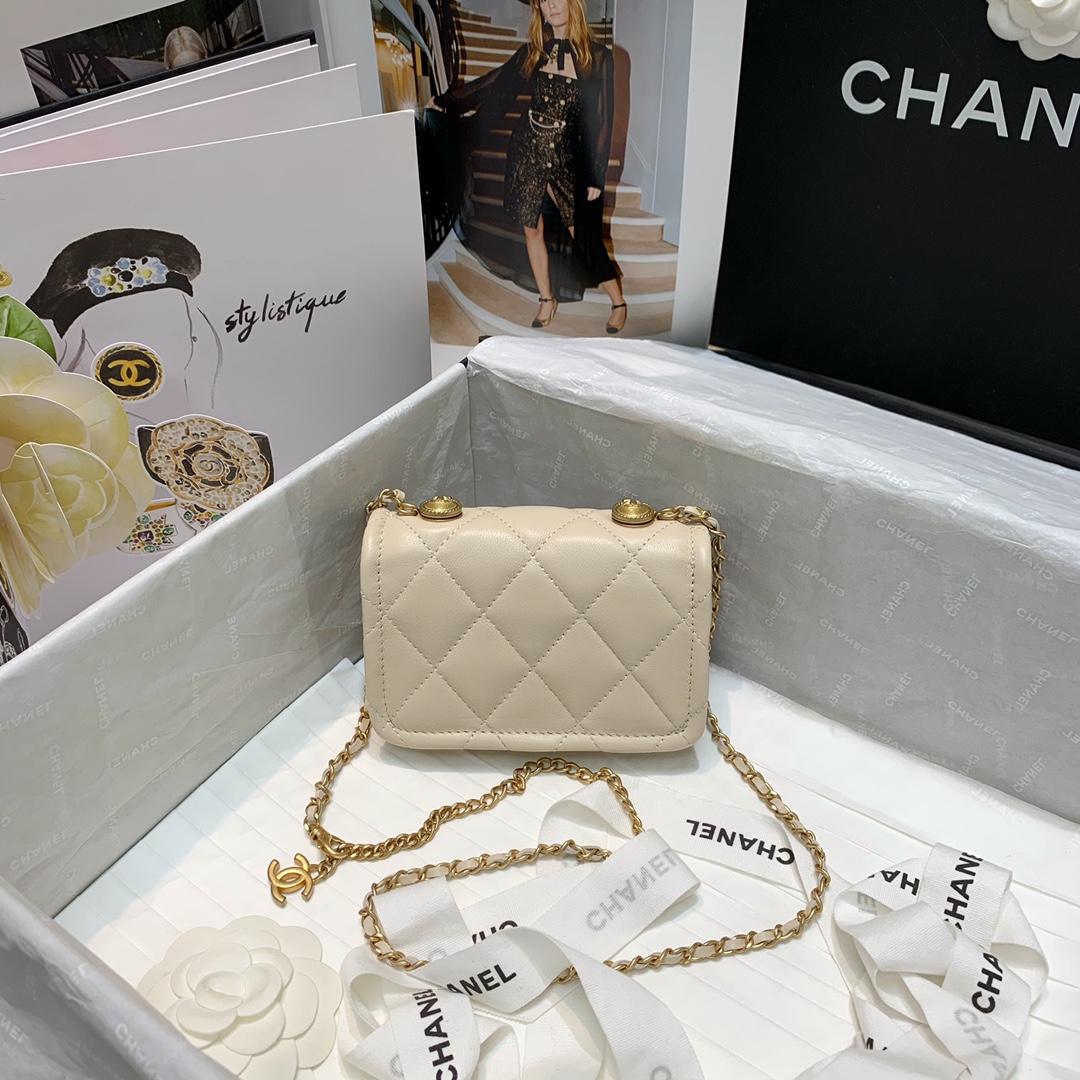 Bagsaaa Ch**el Belt Bag Beige Lambskin - 13.5x9x4cm