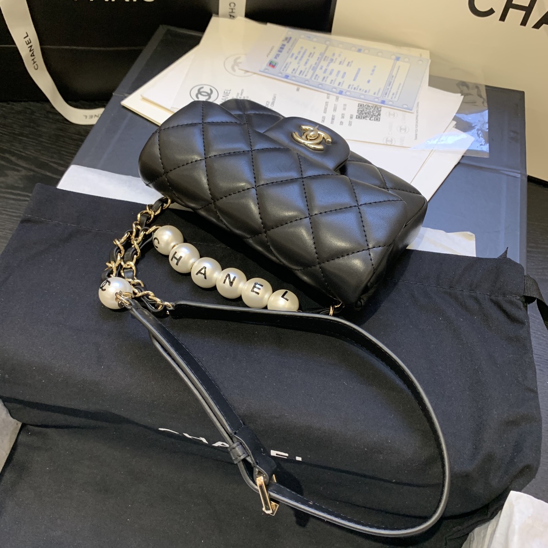 Bagsaaa Ch**el Classic Belt Bag With Pearl Chain Black - 18cm