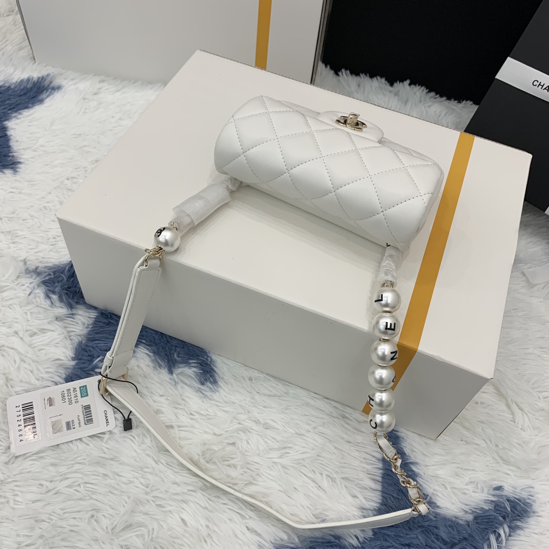 Bagsaaa Ch**el Classic Belt Bag With Pearl Chain White - 18cm