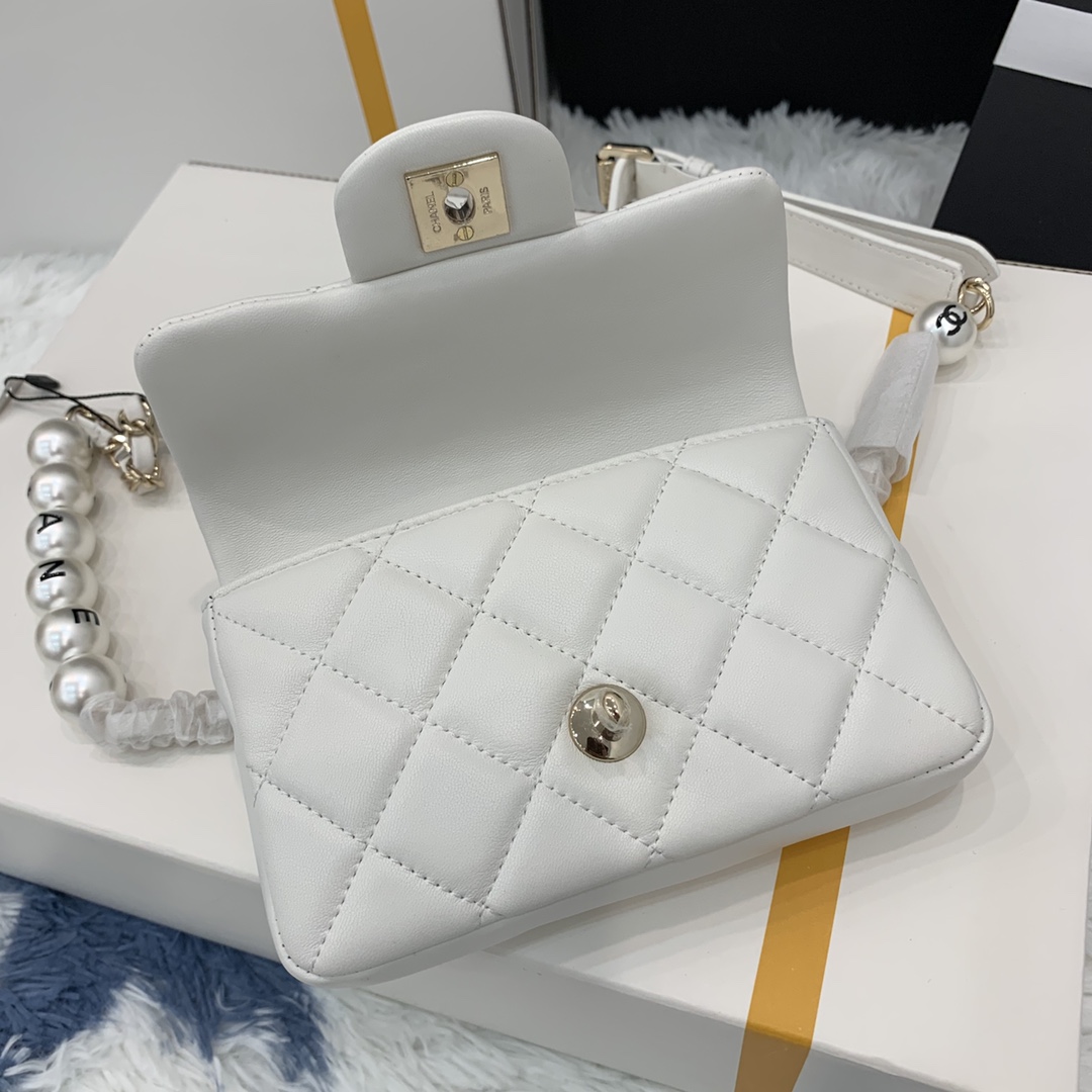 Bagsaaa Ch**el Classic Belt Bag With Pearl Chain White - 18cm