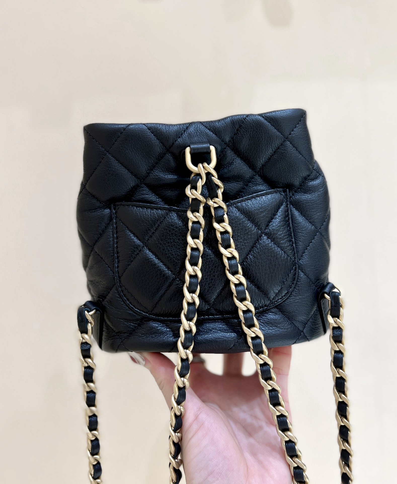 Bagsaaa Ch**el Backpack Bucket Lambskin Black Leather - 16.5*17*12cm