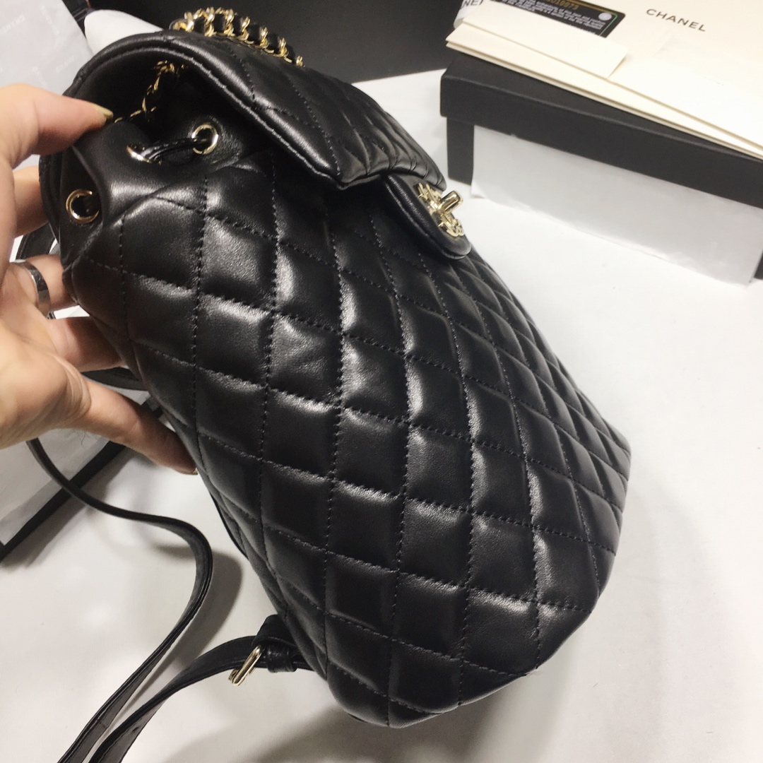 Bagsaaa Ch**el Urban Spirit Black Lambskin Leather Gold Hardware - 25X20X10CM
