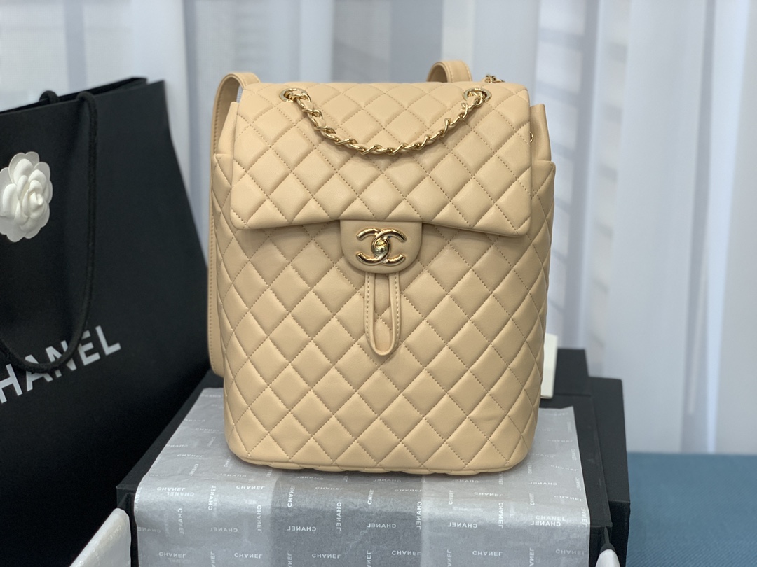 Bagsaaa Ch**el Urban Spirit Beige Lambskin Leather Gold Hardware - 28X23X13CM