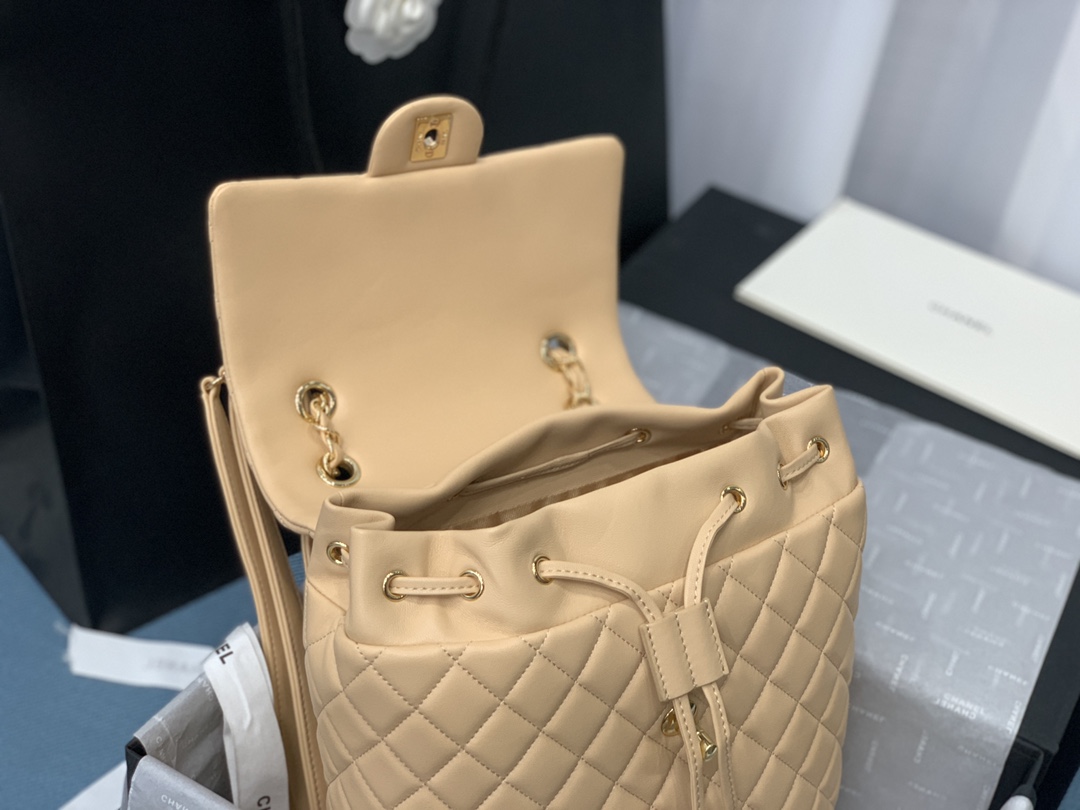 Bagsaaa Ch**el Urban Spirit Beige Lambskin Leather Gold Hardware - 28X23X13CM