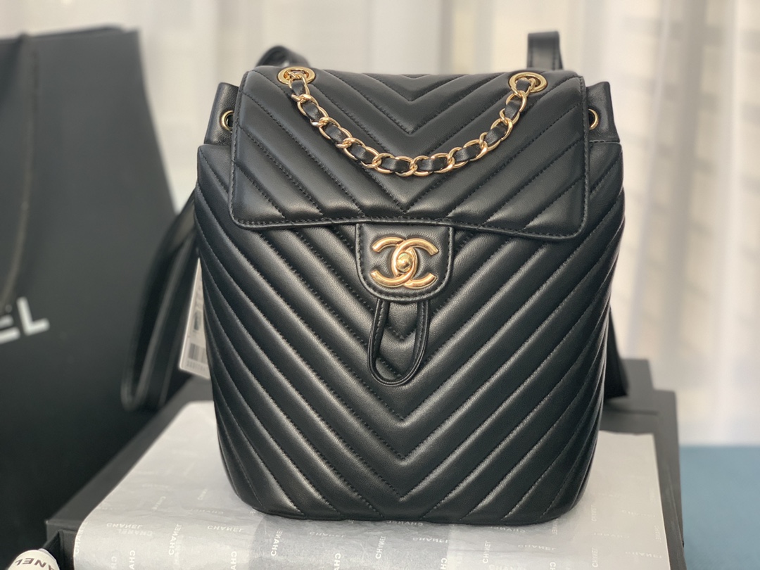 Bagsaaa Ch**el Urban Spirit Black Chevron Lambskin Leather Gold Hardware - 25X20X10CM