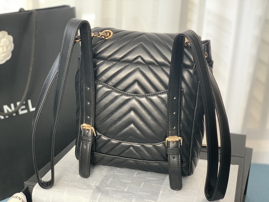 Bagsaaa Ch**el Urban Spirit Black Chevron Lambskin Leather Gold Hardware - 25X20X10CM