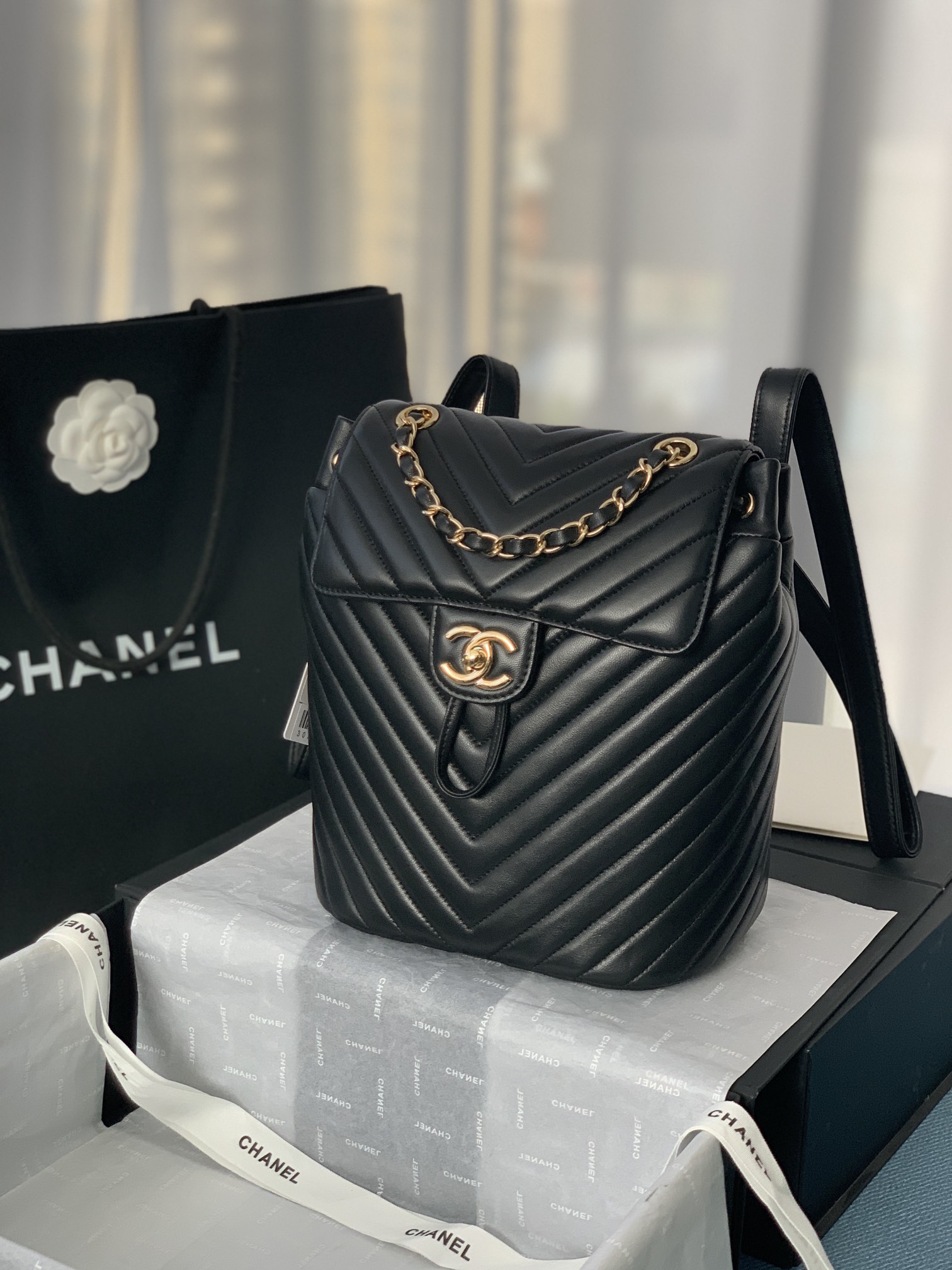 Bagsaaa Ch**el Urban Spirit Black Chevron Lambskin Leather Gold Hardware - 25X20X10CM