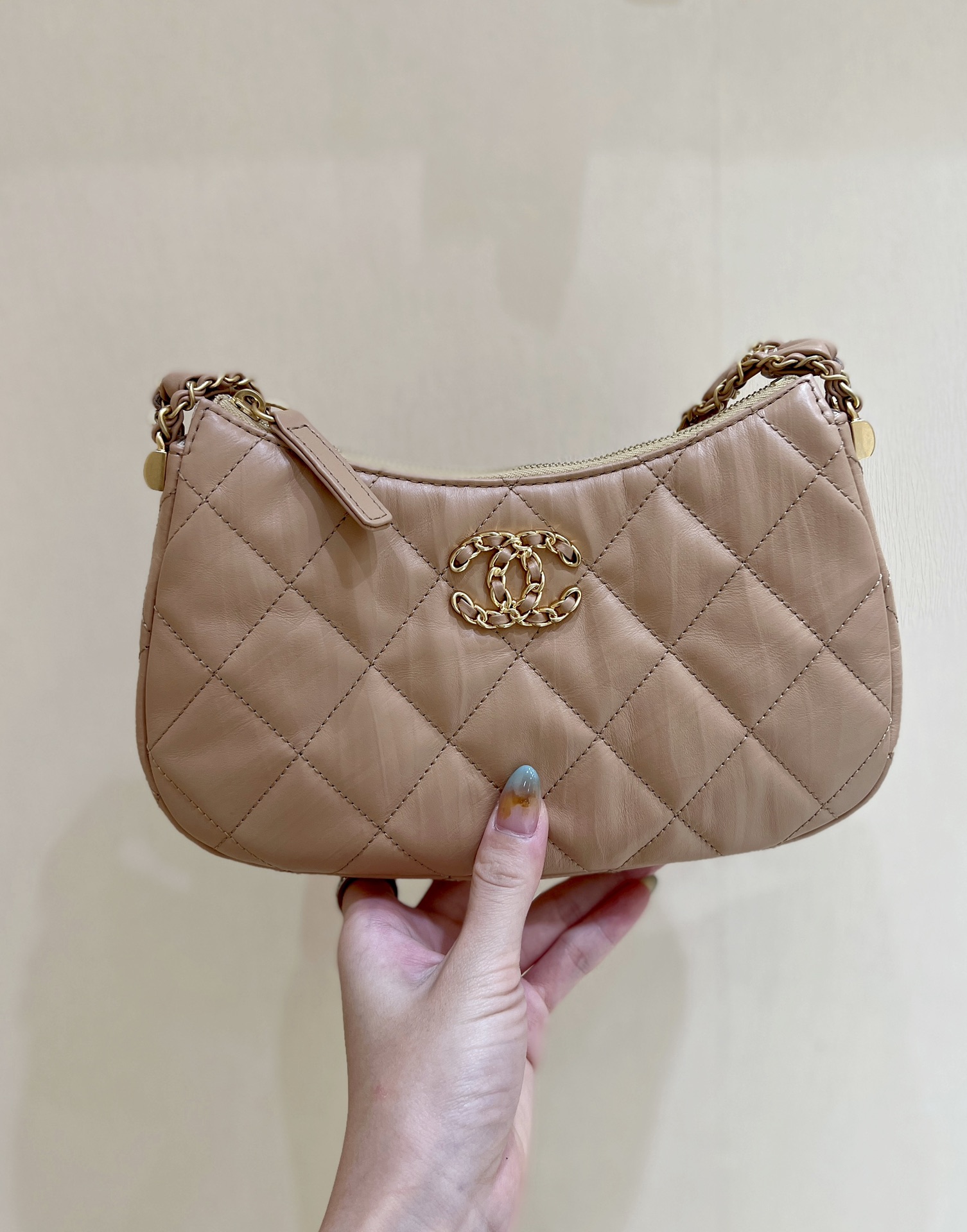 Bagsaaa Ch**el 19 Hobo Shoulder Beige Bag - 12×20.5×4.5cm