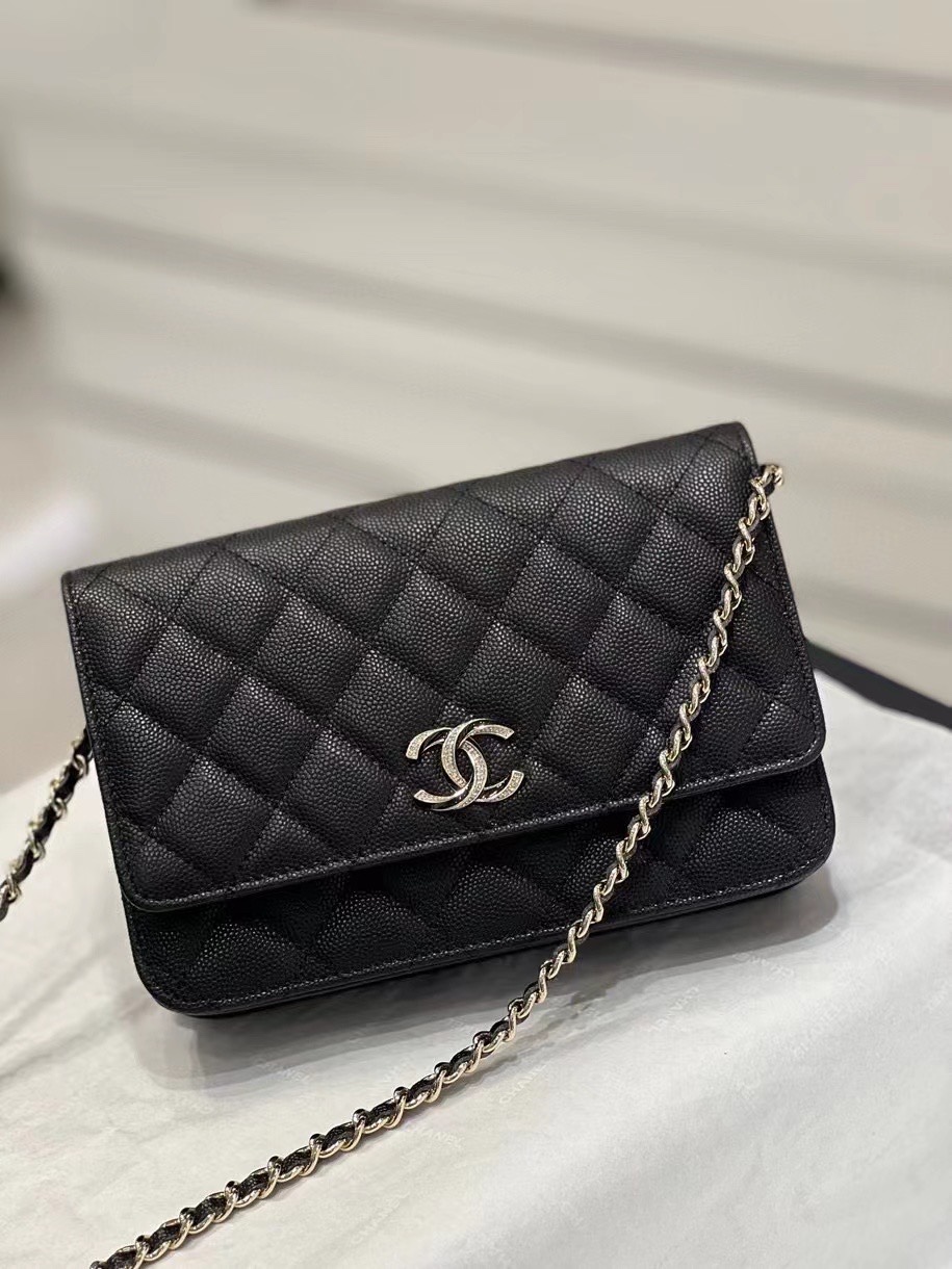 Bagsaaa Ch**el WOC Black Caviar Leather With Crystal CC Logo - 19-3-12cm