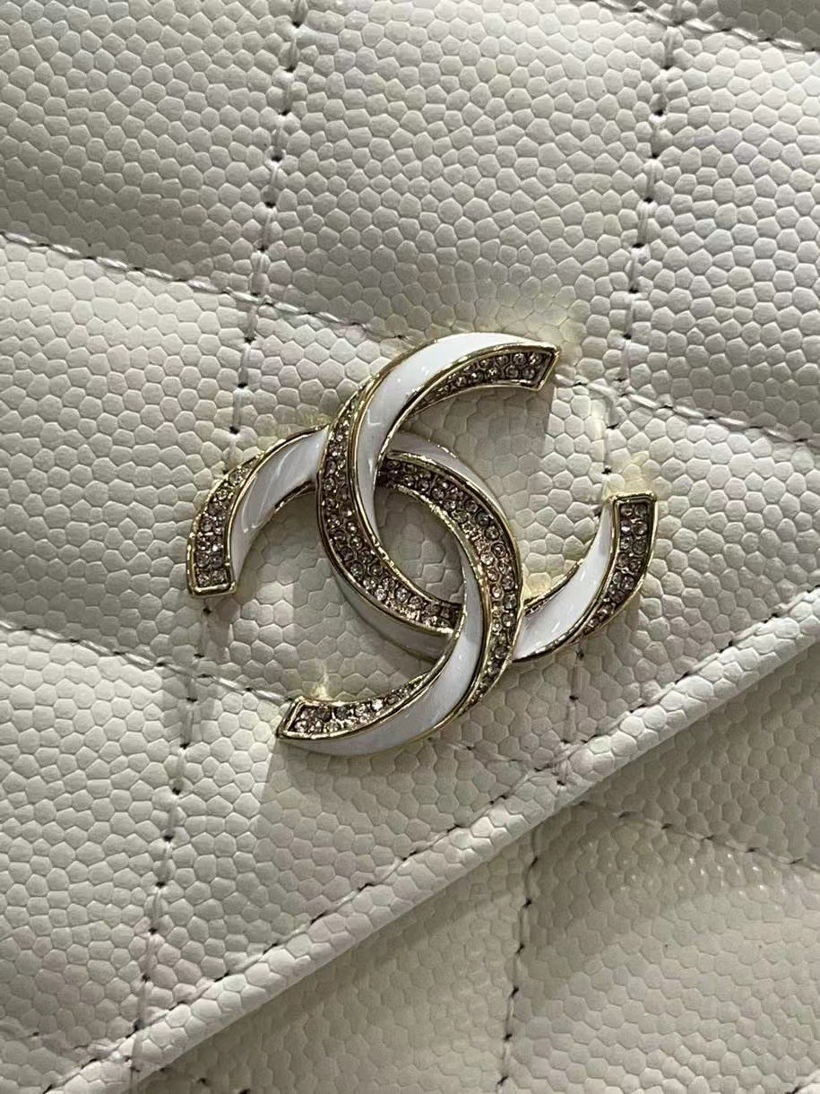 Bagsaaa Ch**el WOC White Caviar Leather With Crystal CC Logo - 19-3-12cm