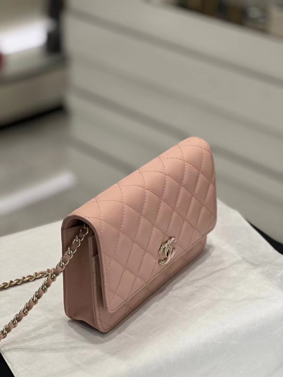 Bagsaaa Ch**el WOC Pink Caviar Leather With Crystal CC Logo - 19-3-12cm