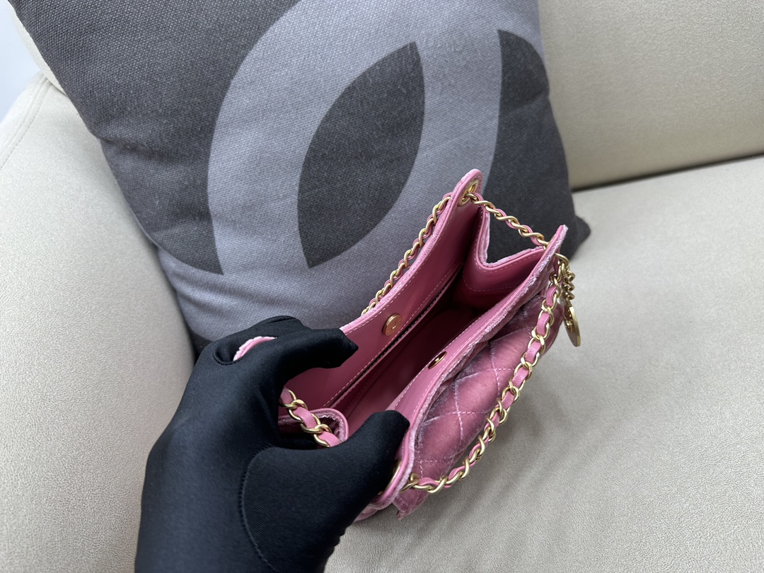 Bagsaaa Ch**el Small Hobo Bag Velvet & Gold Metal - 17 × 19 × 6 cm