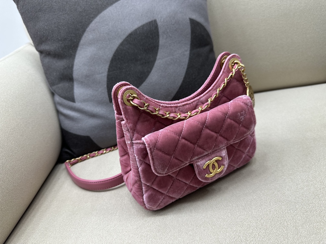 Bagsaaa Ch**el Small Hobo Bag Velvet & Gold Metal - 17 × 19 × 6 cm