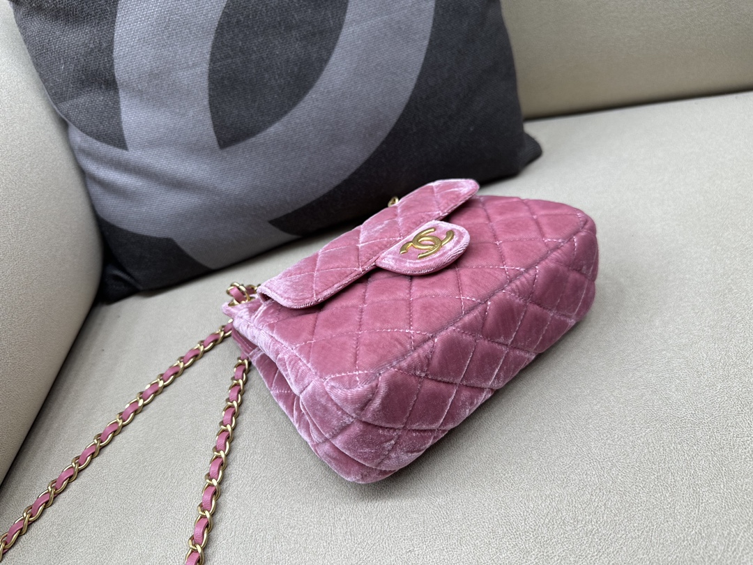 Bagsaaa Ch**el Small Hobo Bag Velvet & Gold Metal - 17 × 19 × 6 cm