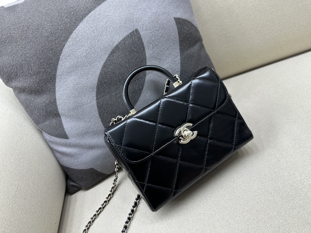 Bagsaaa Ch**el Mini Box Bag Shiny Calfskin & Gold-Tone Metal Black - 19x8x13.5cm
