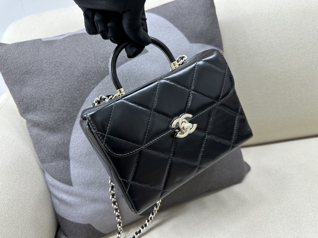 Bagsaaa Ch**el Mini Box Bag Shiny Calfskin & Gold-Tone Metal Black - 19x8x13.5cm