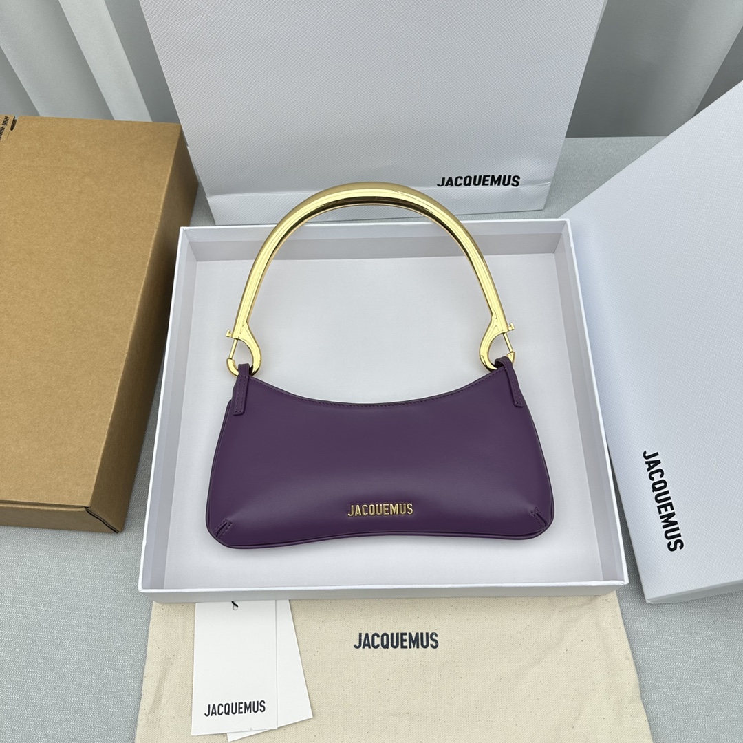 Bagsaaa Jacquemus Le Bisou Mousqueton Shoulder Bag - Purple
