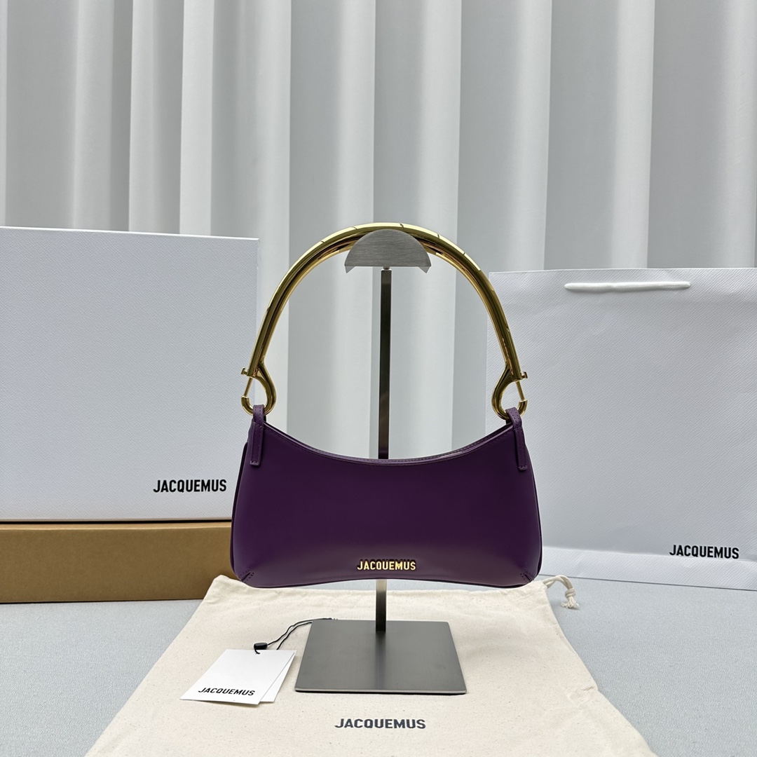 Bagsaaa Jacquemus Le Bisou Mousqueton Shoulder Bag - Purple