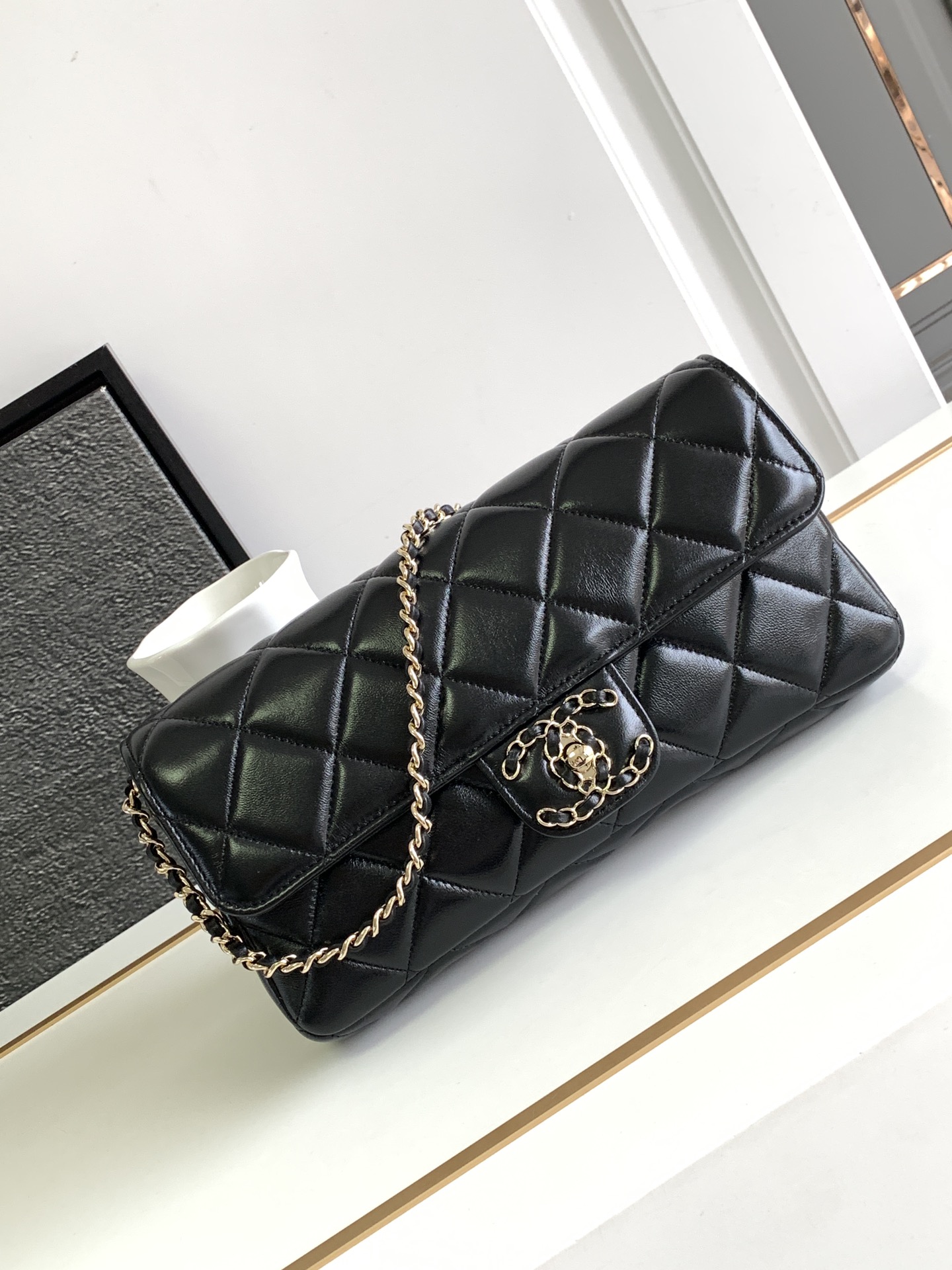 Bagsaaa Ch**el 19 Flap Bag - 25.5*12cm
