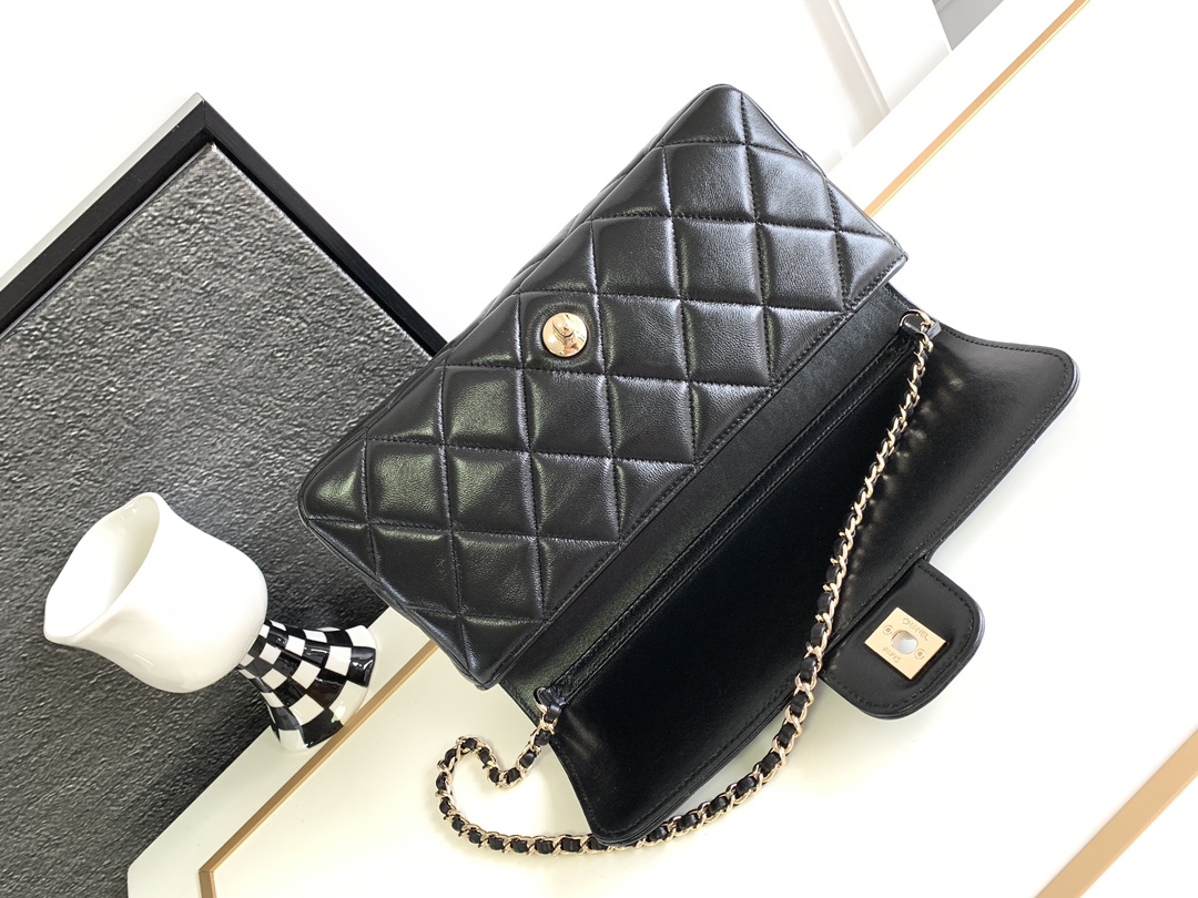 Bagsaaa Ch**el 19 Flap Bag - 25.5*12cm