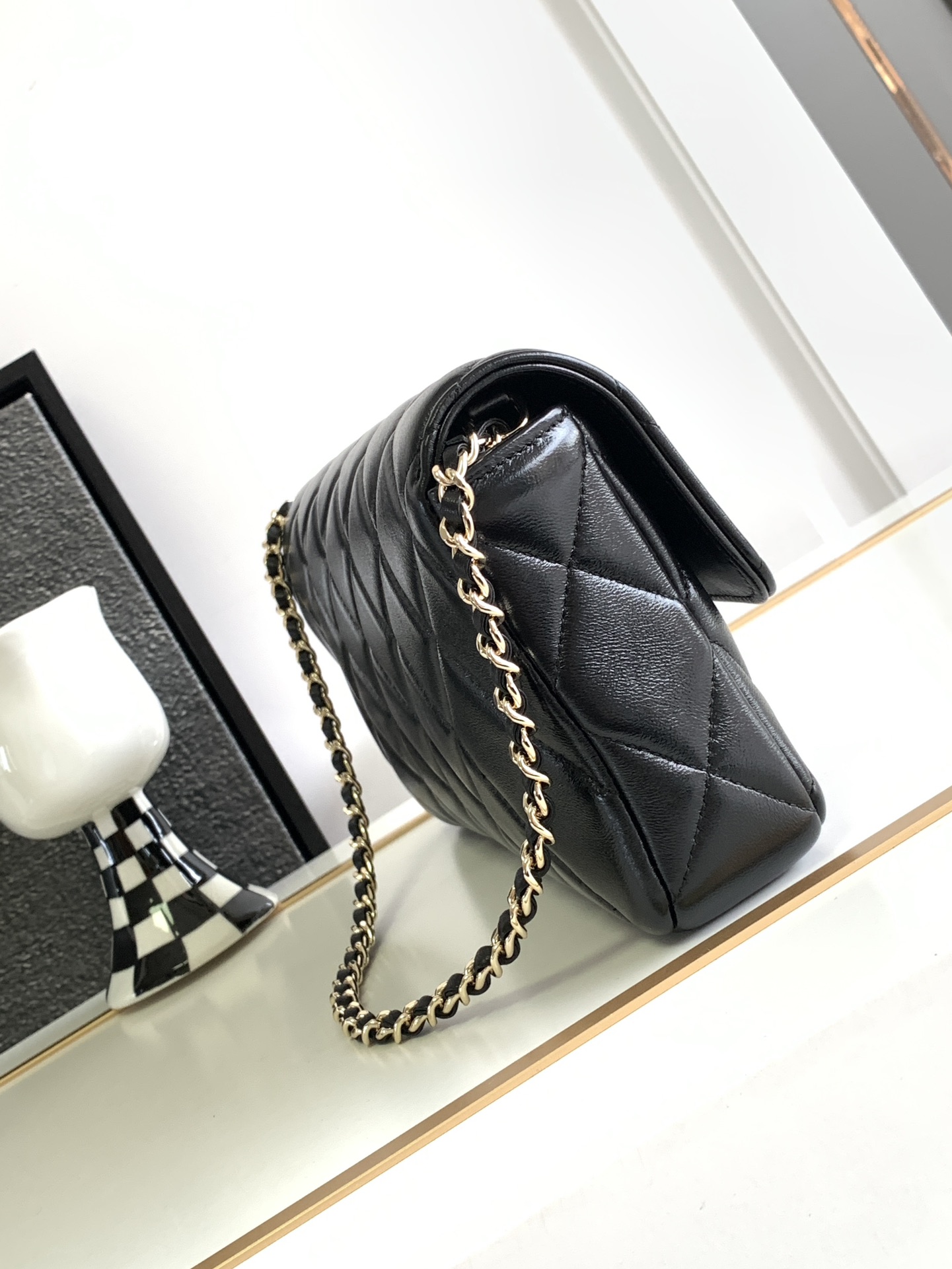 Bagsaaa Ch**el 19 Flap Bag - 25.5*12cm