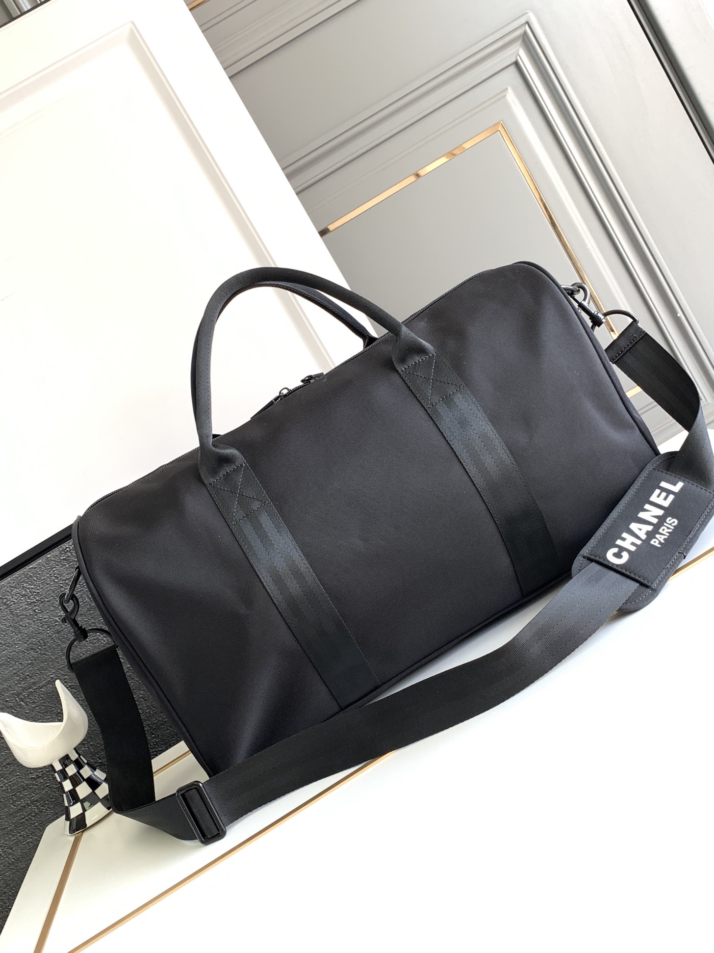 Bagsaaa Ch**el CC Logo Travel Bag 02